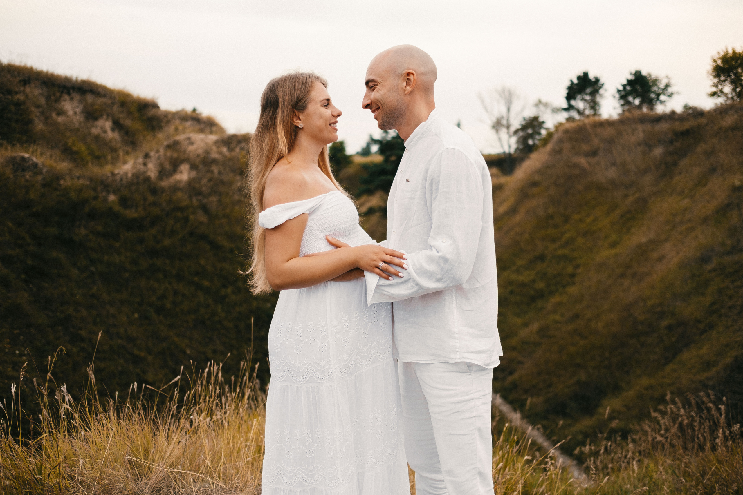 Pasha+Katya pregnancy photo shoot. Ivan Skufinsky — wedding and family photographer in Vancouver