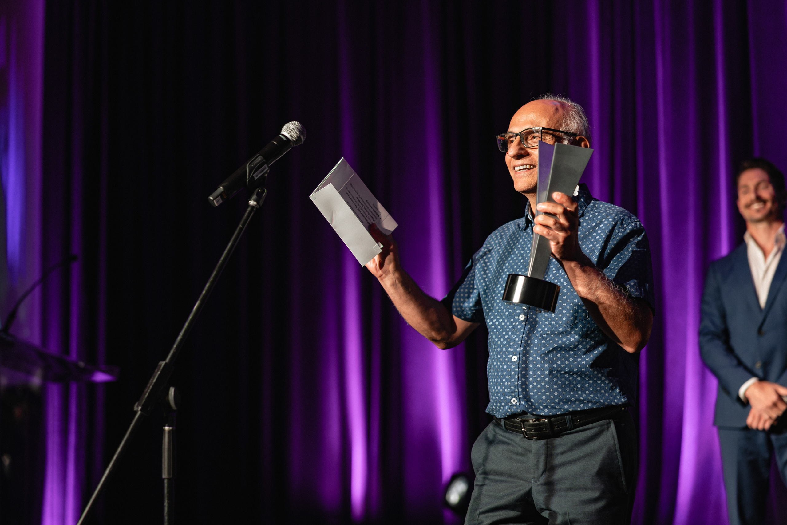 Event photographer in Vancouver Burnaby BC. Ivan Skufinsky — wedding and family photographer in Vancouver