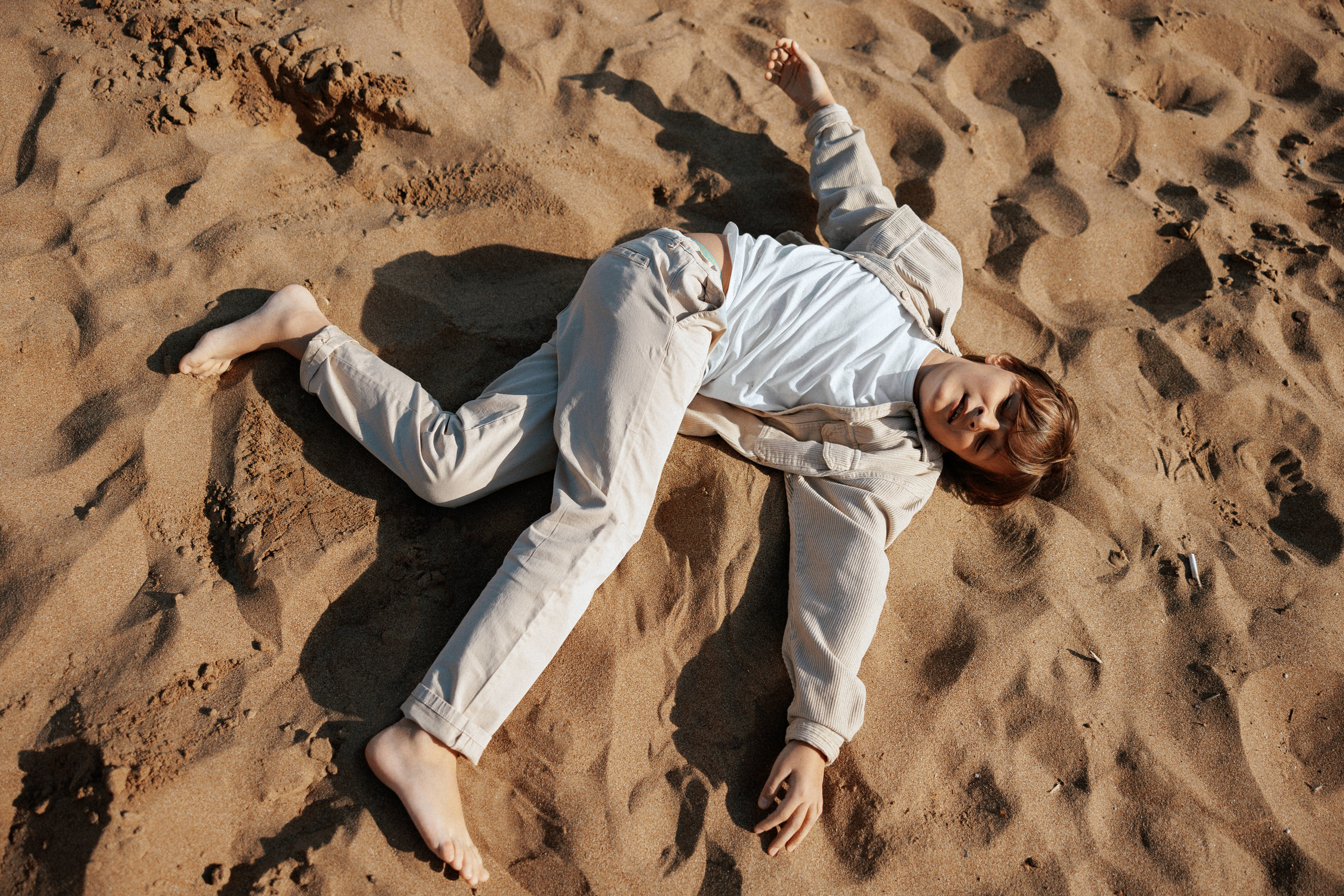 Family photo session on the beach in Vancouver BC Сanada. Twins. Ivan Skufinsky — wedding and family photographer in Vancouver