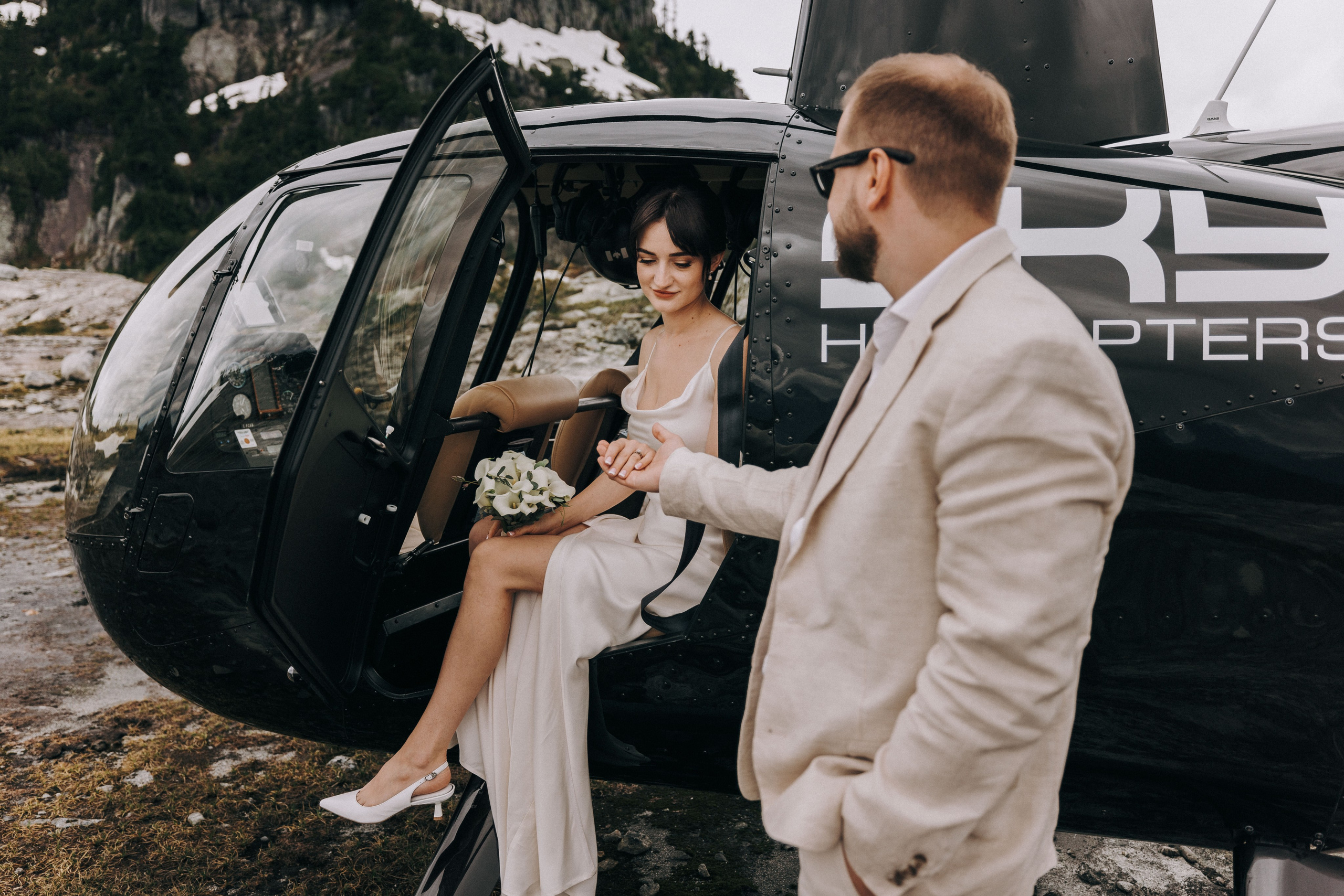 Sky-High Love: Stunning Vancouver Mountain Wedding Shoot by Helicopter. Ivan Skufinsky — wedding and family photographer in Vancouver
