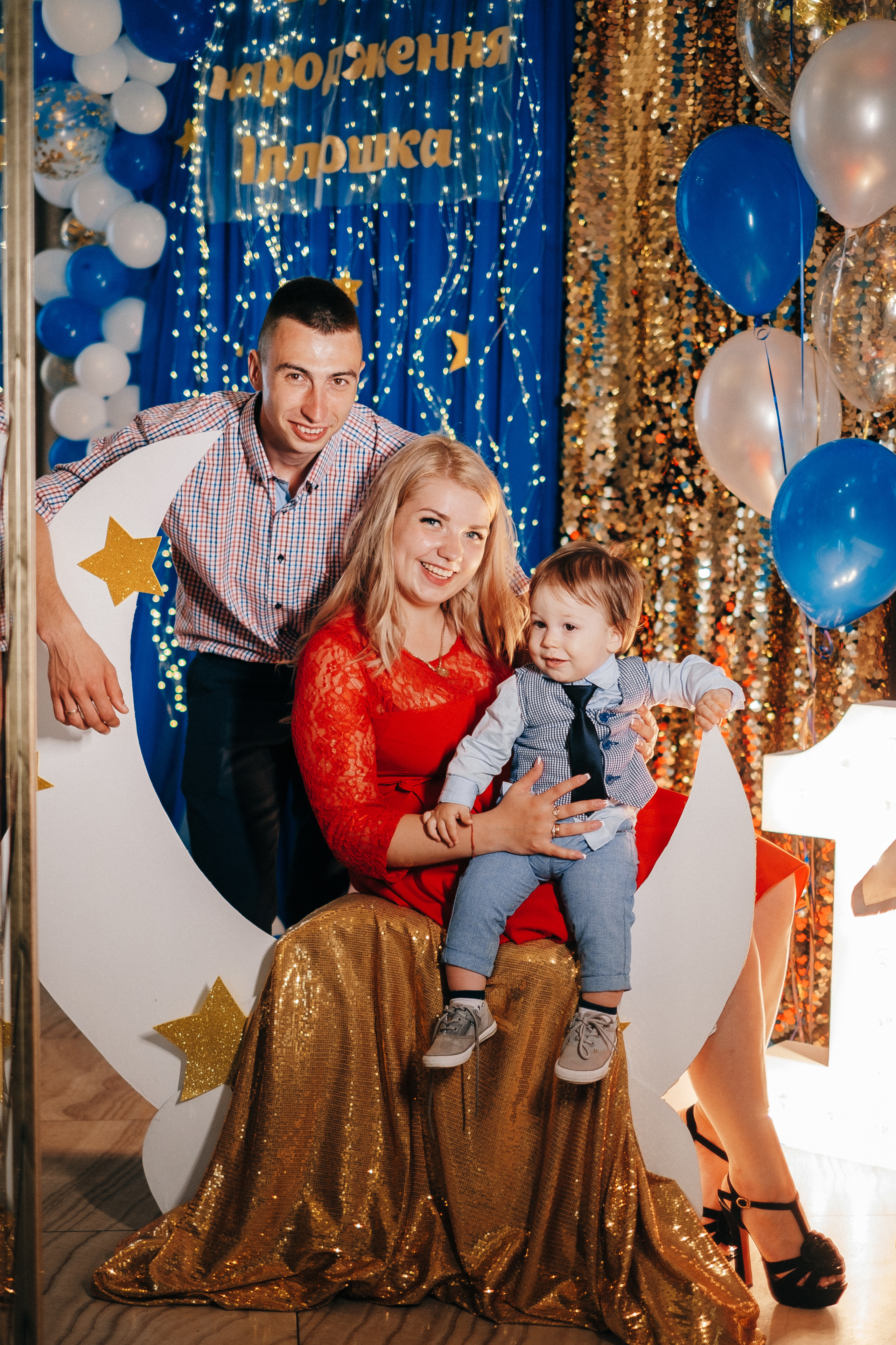 День Рождения Илюшка ресторан Лесной. Ivan Skufinsky — wedding and family photographer in Vancouver