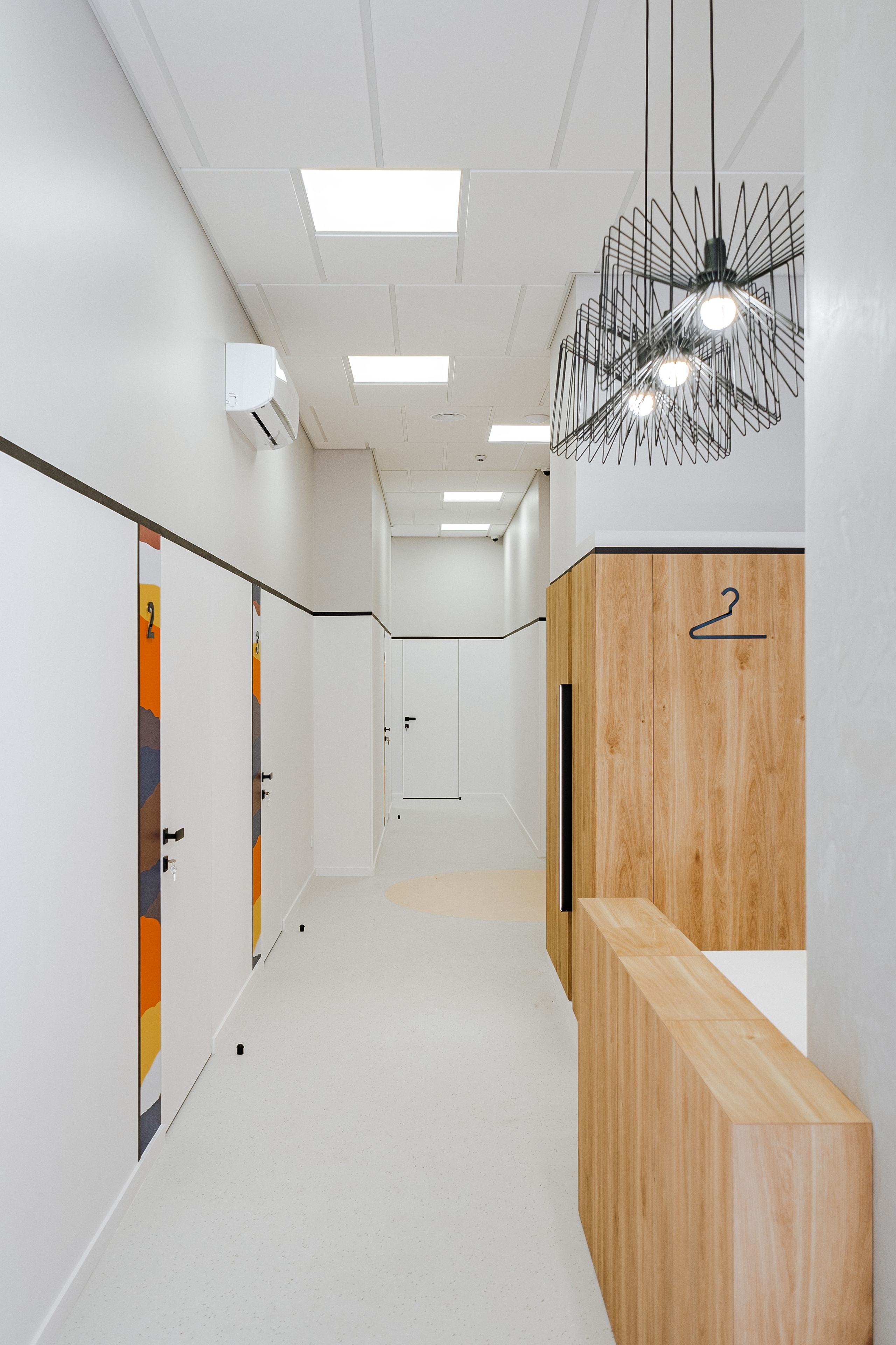 CLINIC CABIMED. Ivan Skufinsky — wedding and family photographer in Vancouver