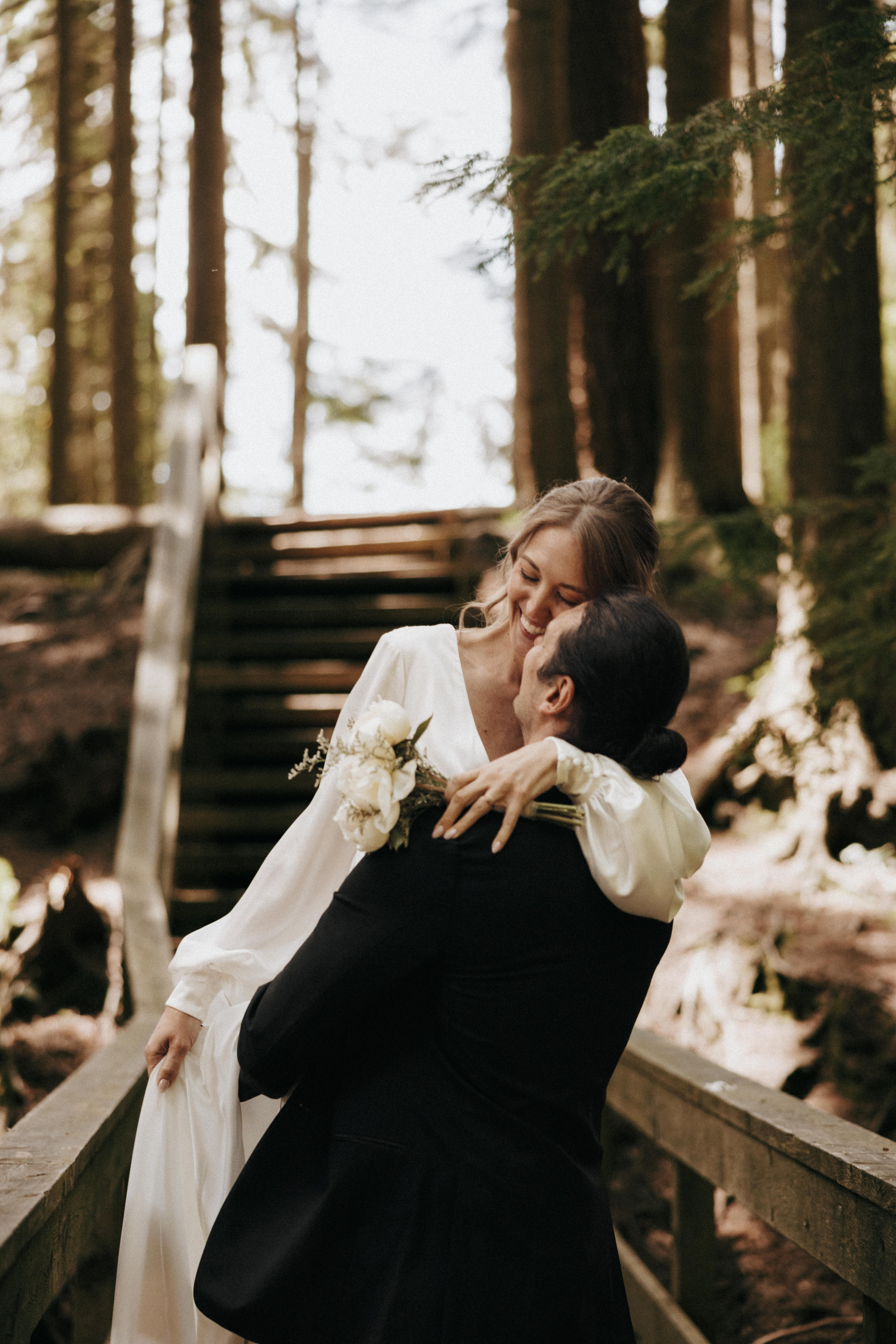 Michael & Caitlyn. Ivan Skufinsky — wedding and family photographer in Vancouver