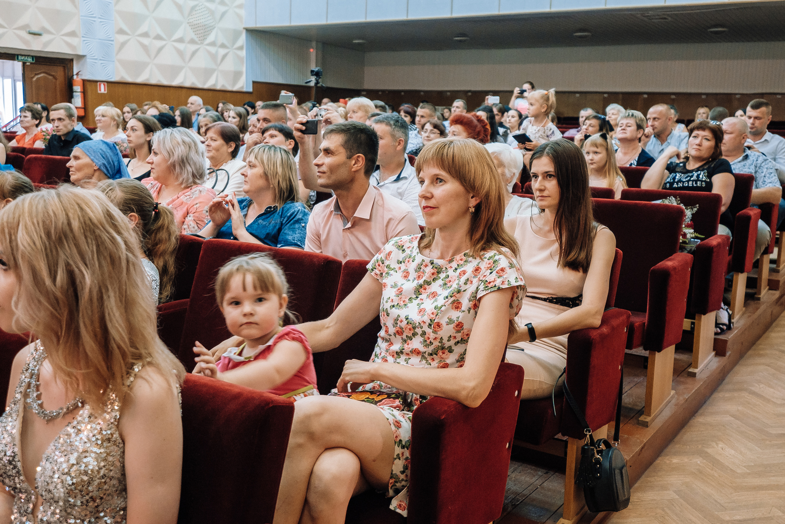 Выпускной школа номер 3. Хмельник. Ivan Skufinsky — wedding and family photographer in Vancouver