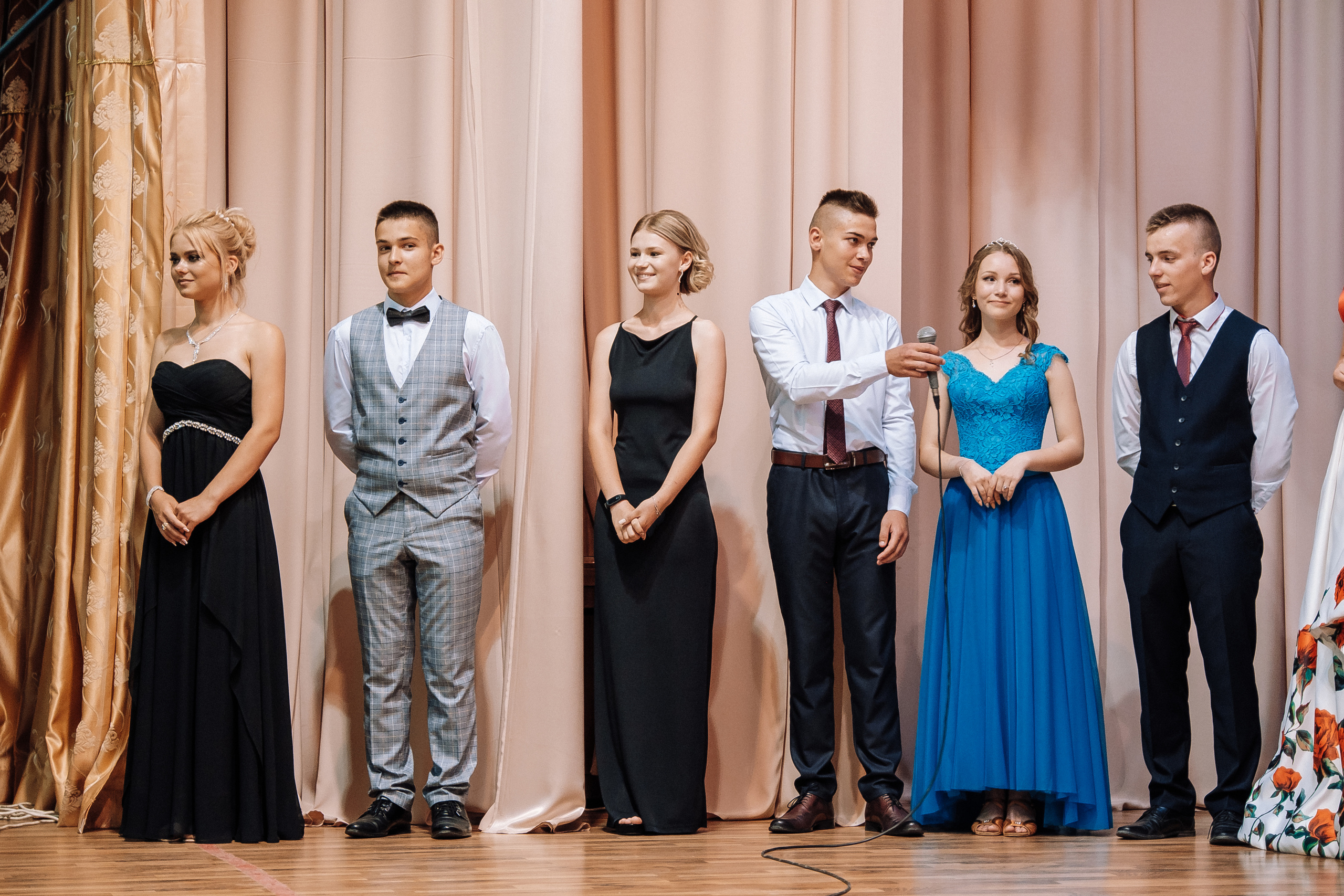 Выпускной школа номер 3. Хмельник. Ivan Skufinsky — wedding and family photographer in Vancouver