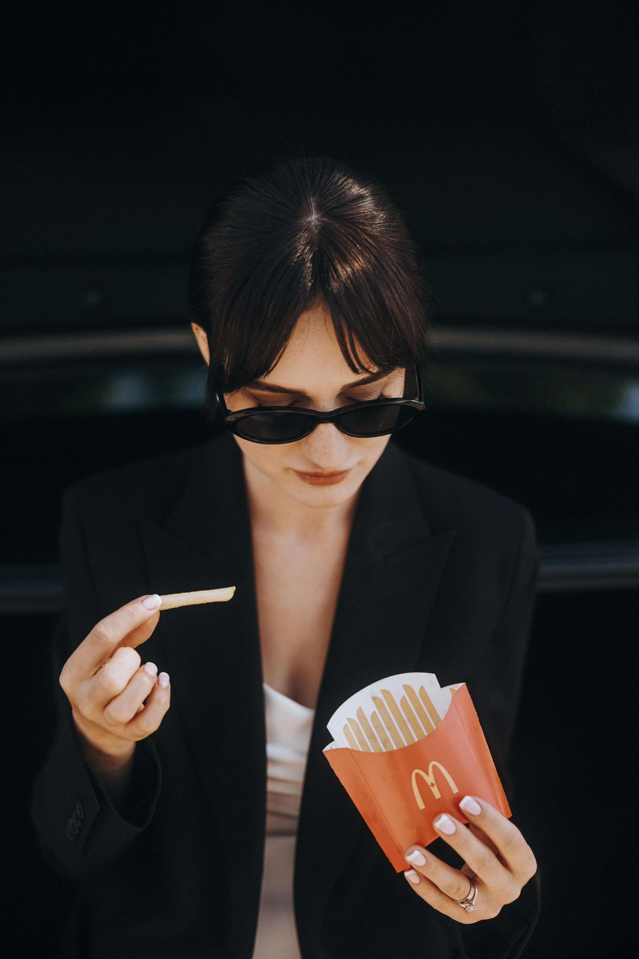 Sky-High Love: Stunning Vancouver Mountain Wedding Shoot by Helicopter. Ivan Skufinsky — wedding and family photographer in Vancouver