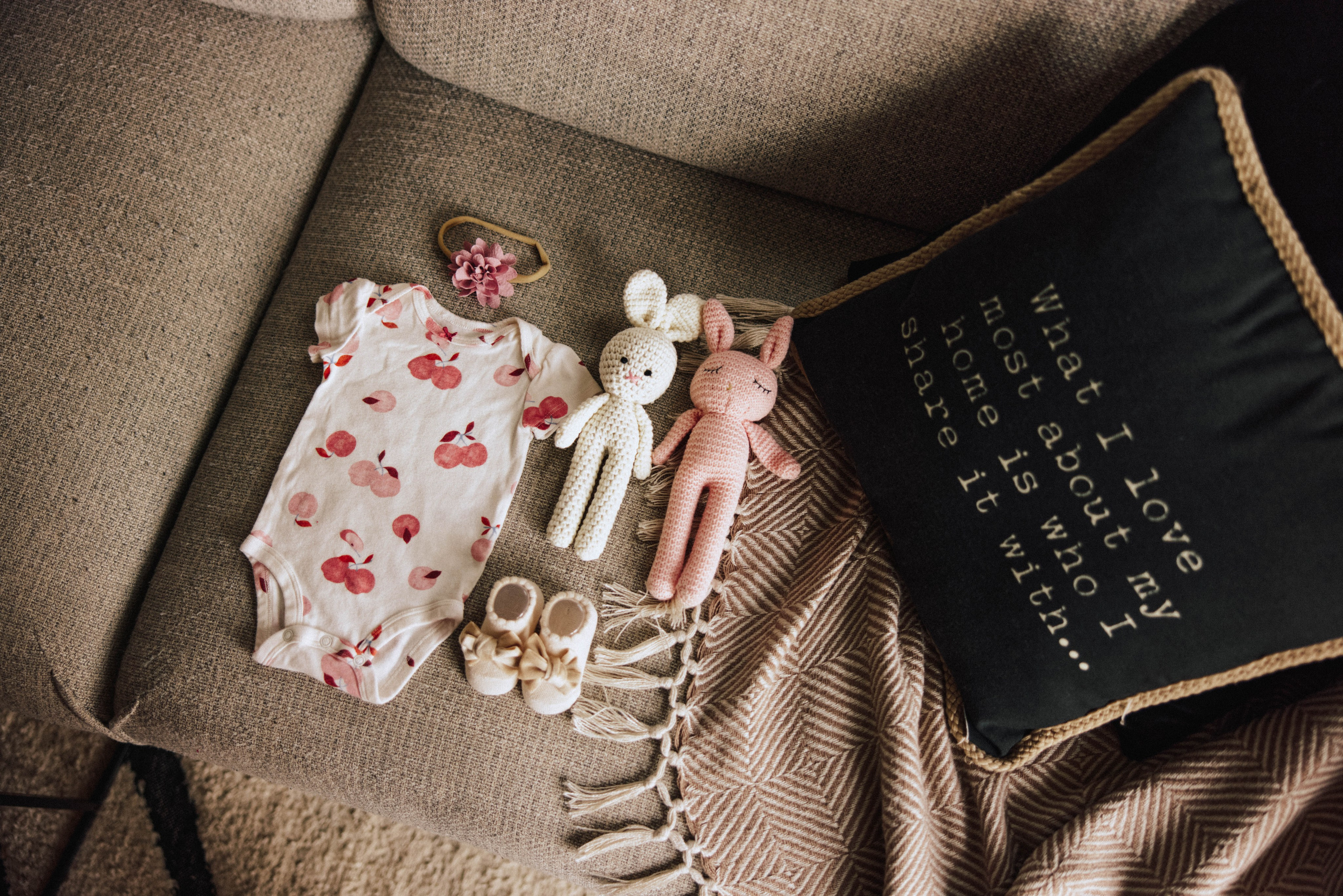 Pregnancy Home Story Vancouver. Ivan Skufinsky — wedding and family photographer in Vancouver