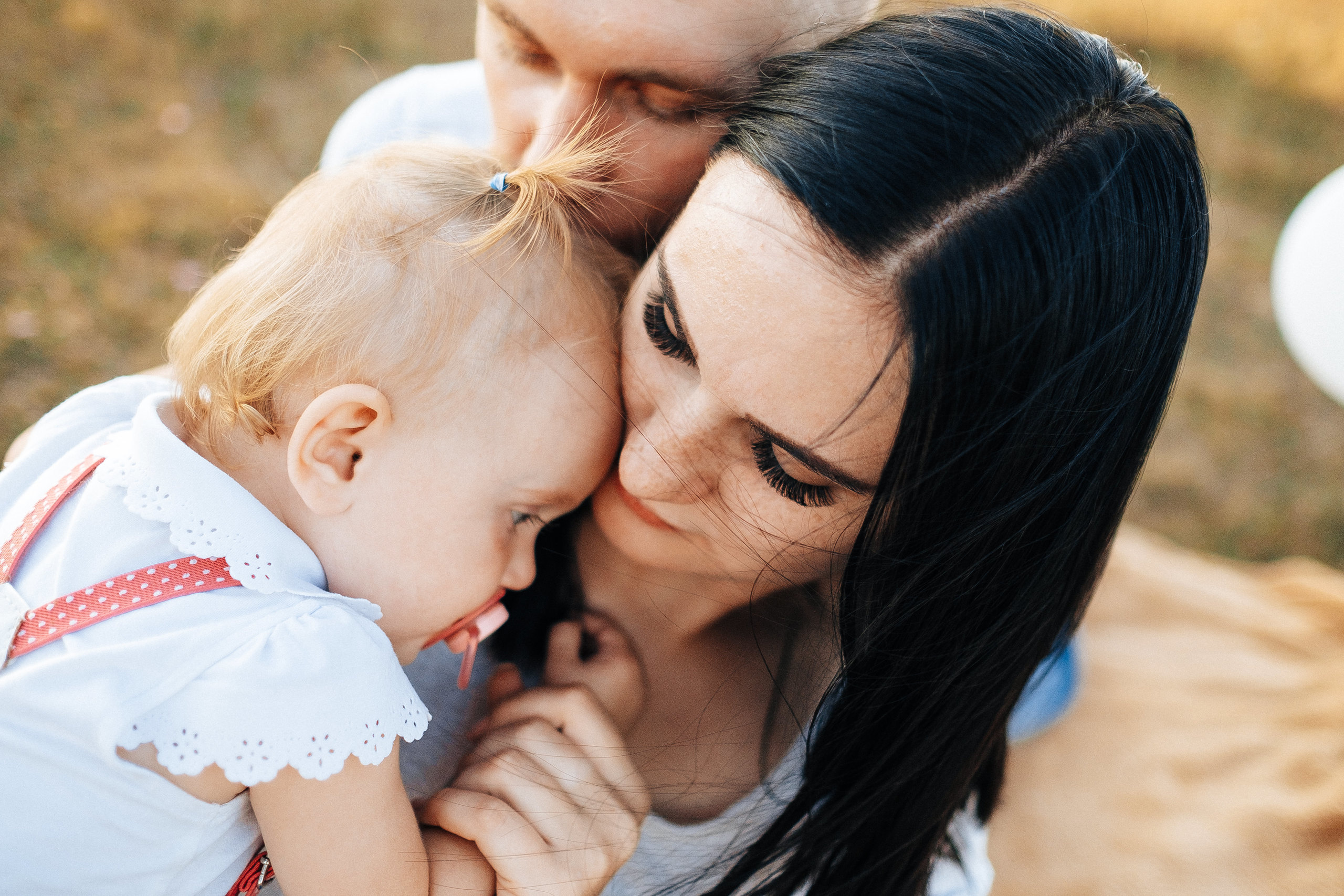 FamilyStory 1year (Lilia Sergey Maria). Ivan Skufinsky — wedding and family photographer in Vancouver