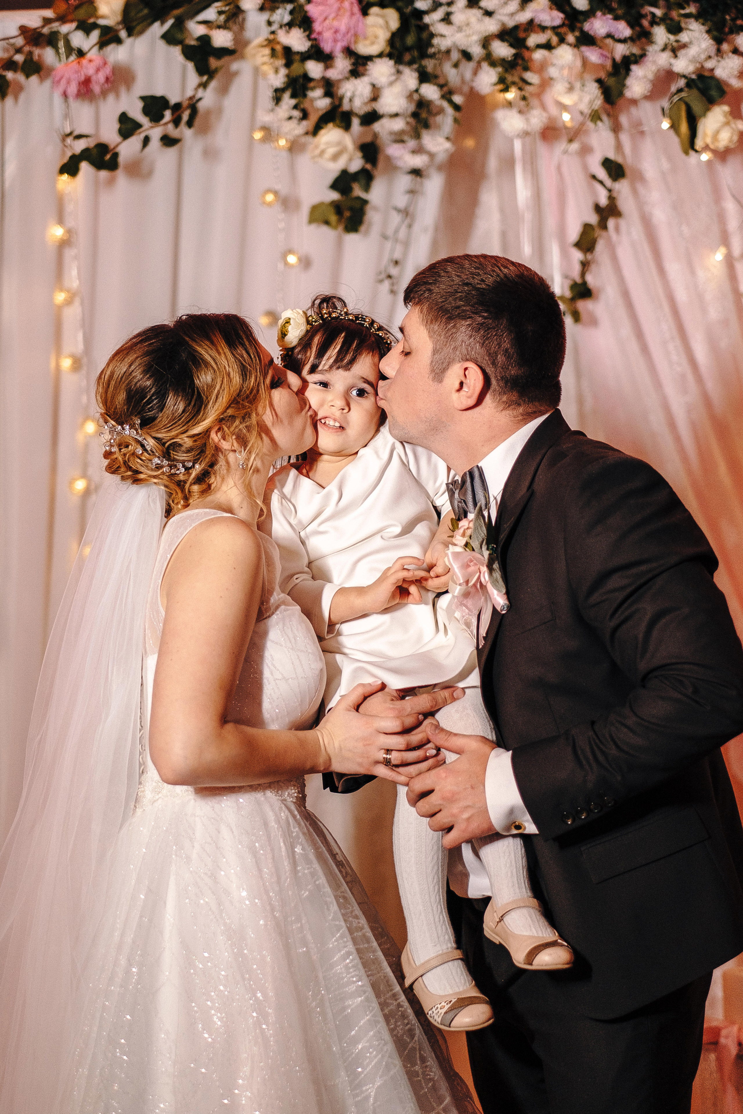 Wedding photoshoots photographer videographer Vancouver BC. Ivan Skufinsky — wedding and family photographer in Vancouver