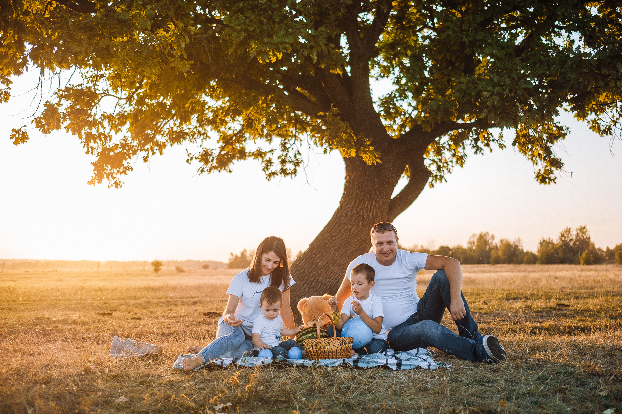 FamilyStory Ira+Kolya+Artem+Yaroslav. Ivan Skufinsky — wedding and family photographer in Vancouver