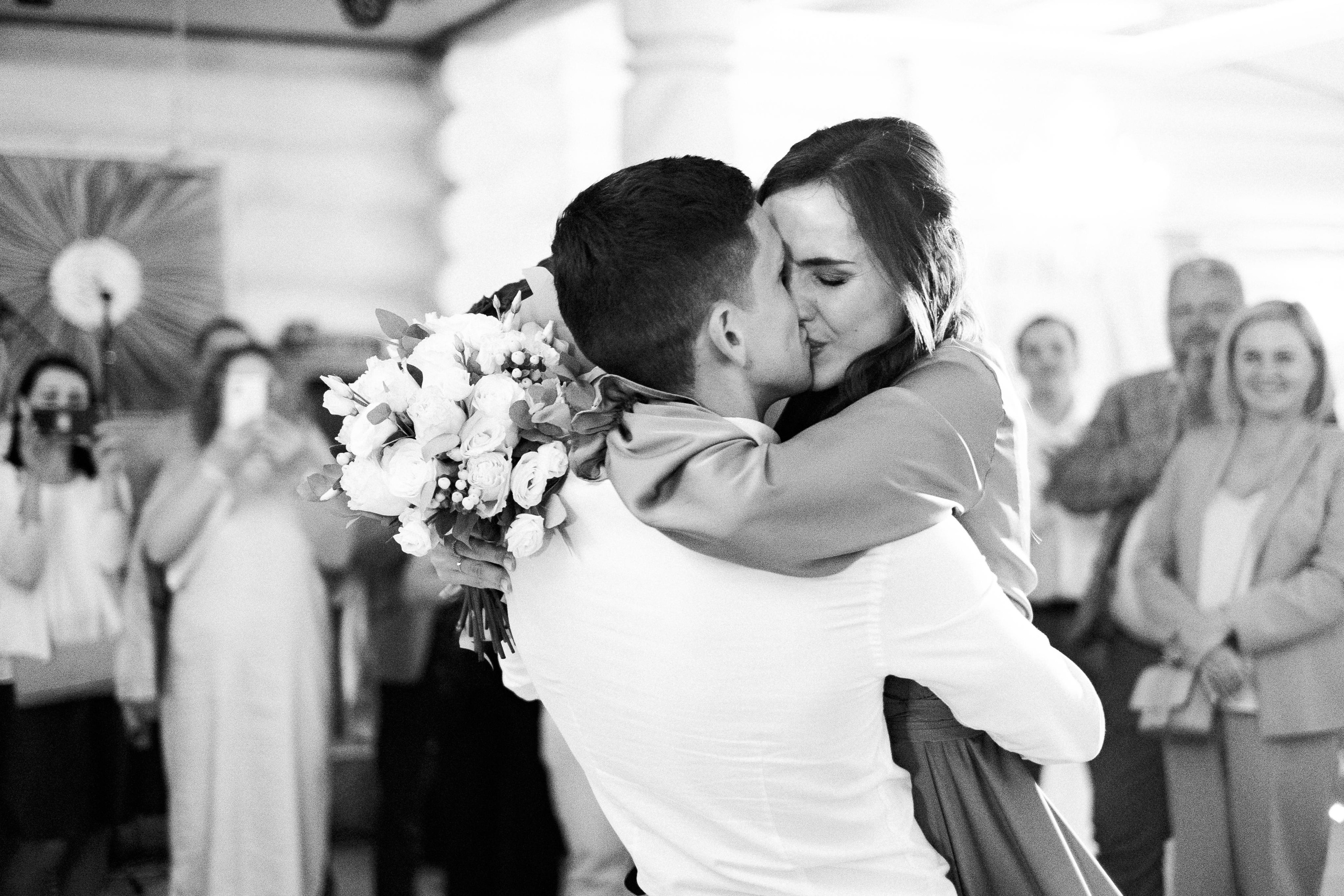 Wedding photographer in Vancouver Весільний фотограф у Ванкувері. Ivan Skufinsky — wedding and family photographer in Vancouver