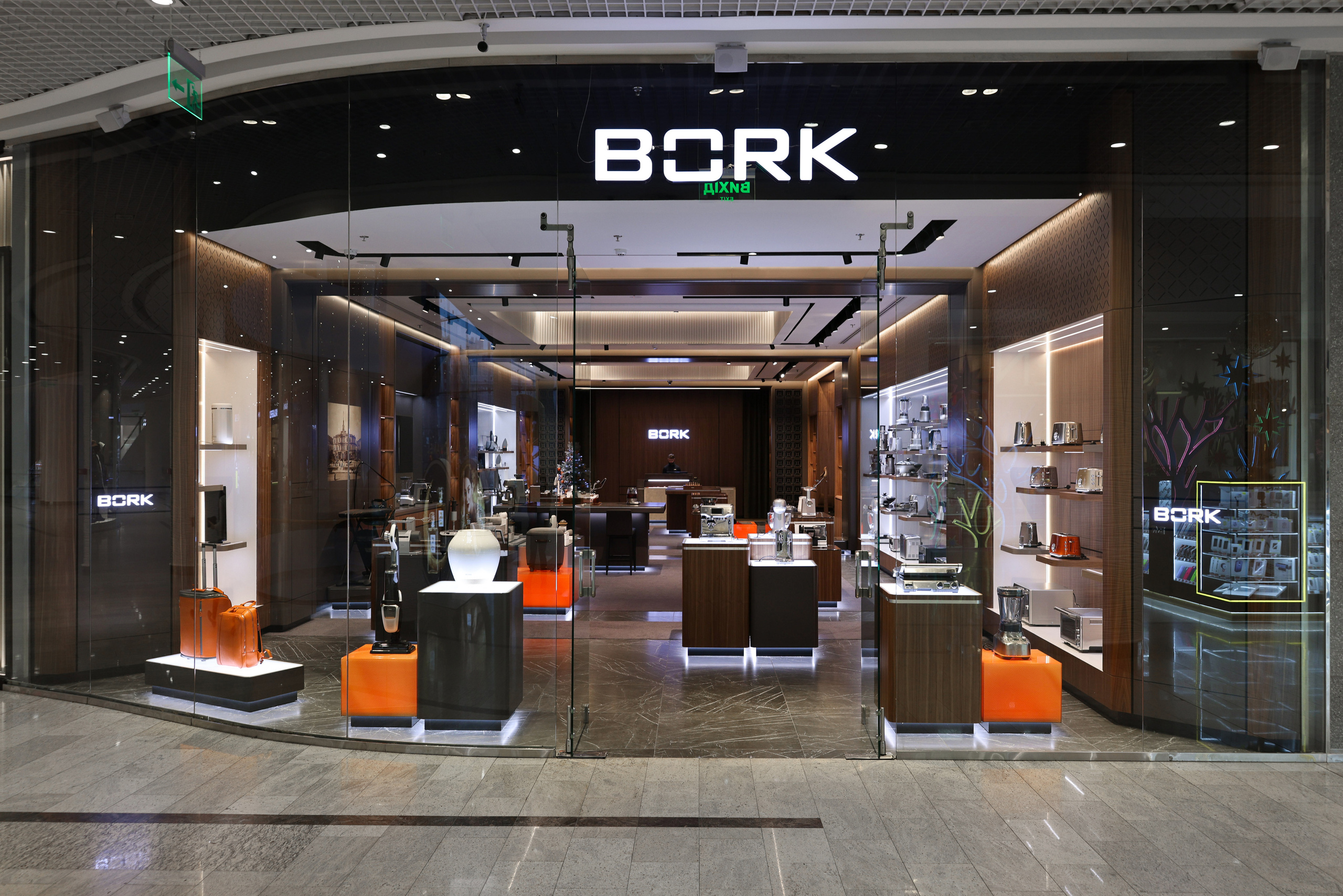 Интерьерный фотограф. Showroom Bork. Ivan Skufinsky — wedding and family photographer in Vancouver