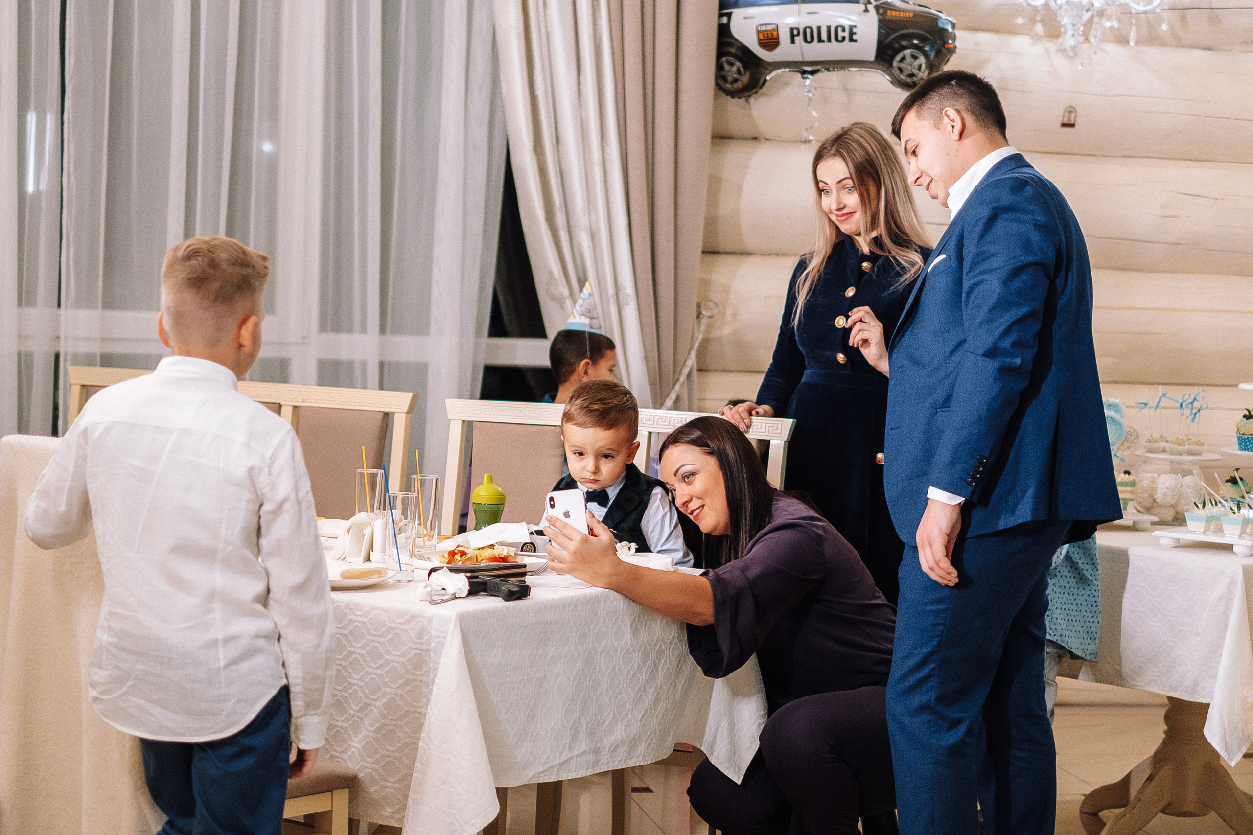 Версаль 30.11.2019. Ivan Skufinsky — wedding and family photographer in Vancouver