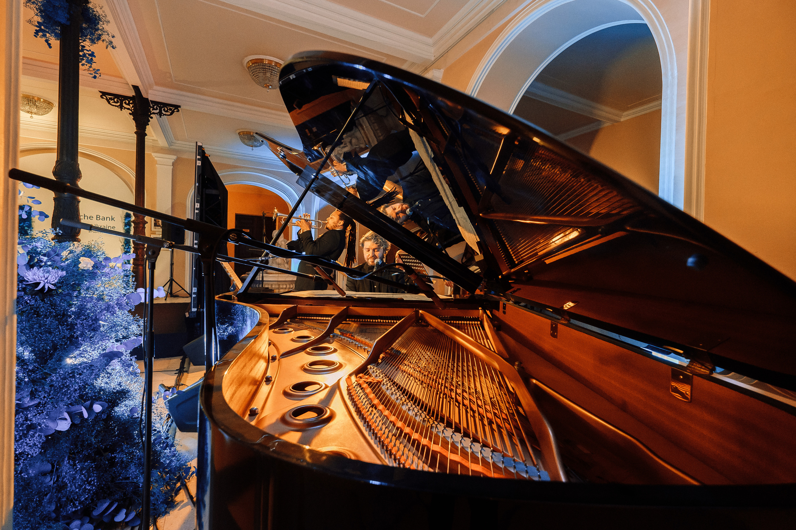 Deutsche Bank 10 years in Ukraine. Ivan Skufinsky — wedding and family photographer in Vancouver