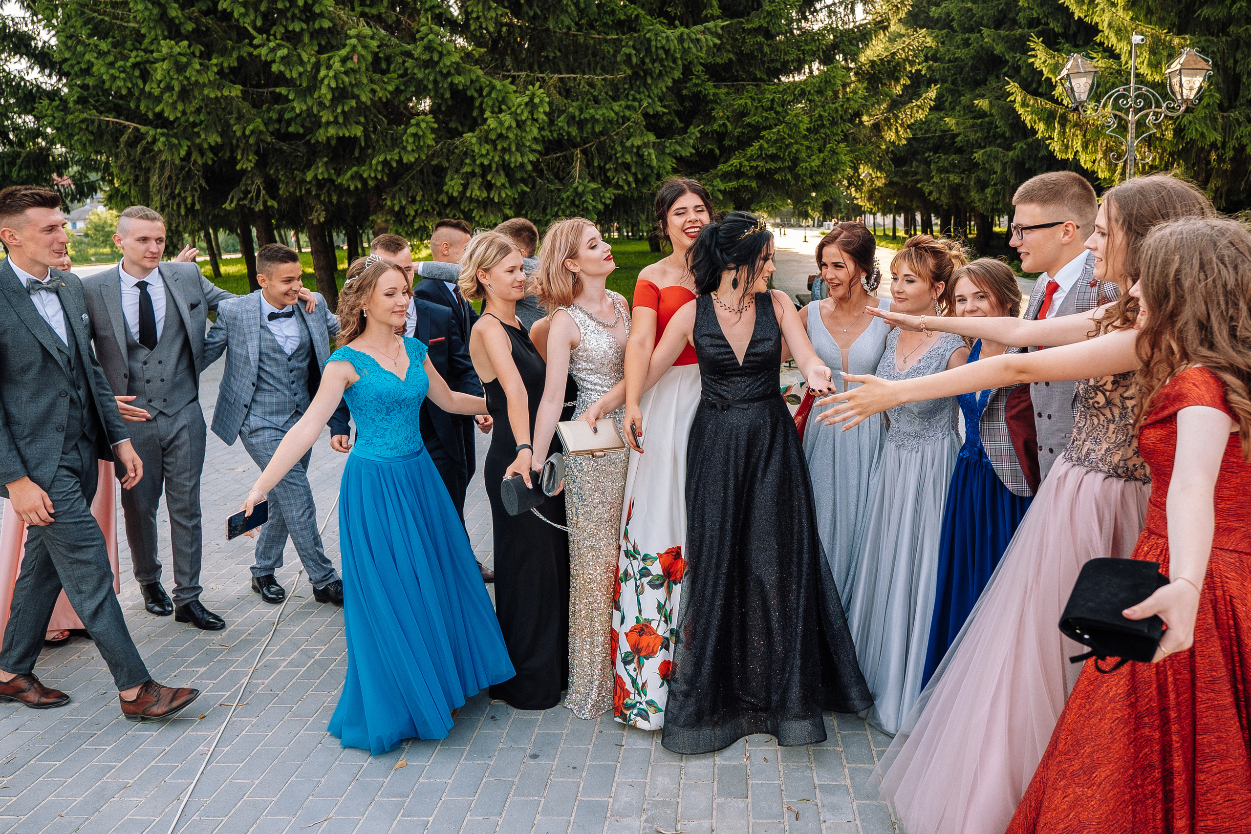 Выпускной школа номер 3. Хмельник. Ivan Skufinsky — wedding and family photographer in Vancouver