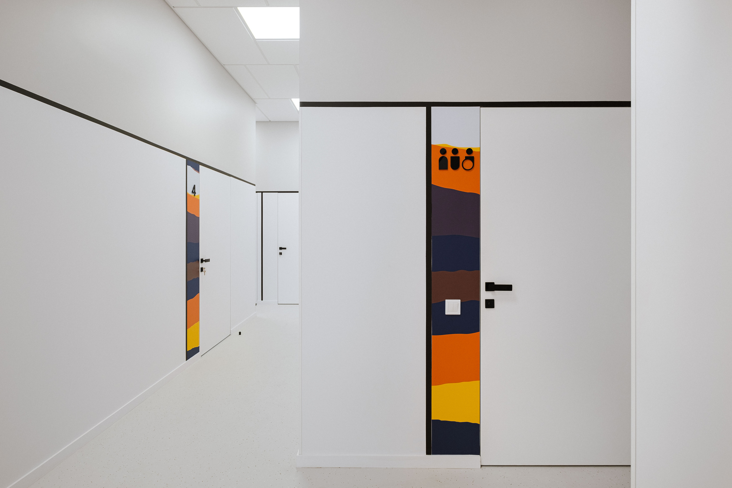 CLINIC CABIMED. Ivan Skufinsky — wedding and family photographer in Vancouver