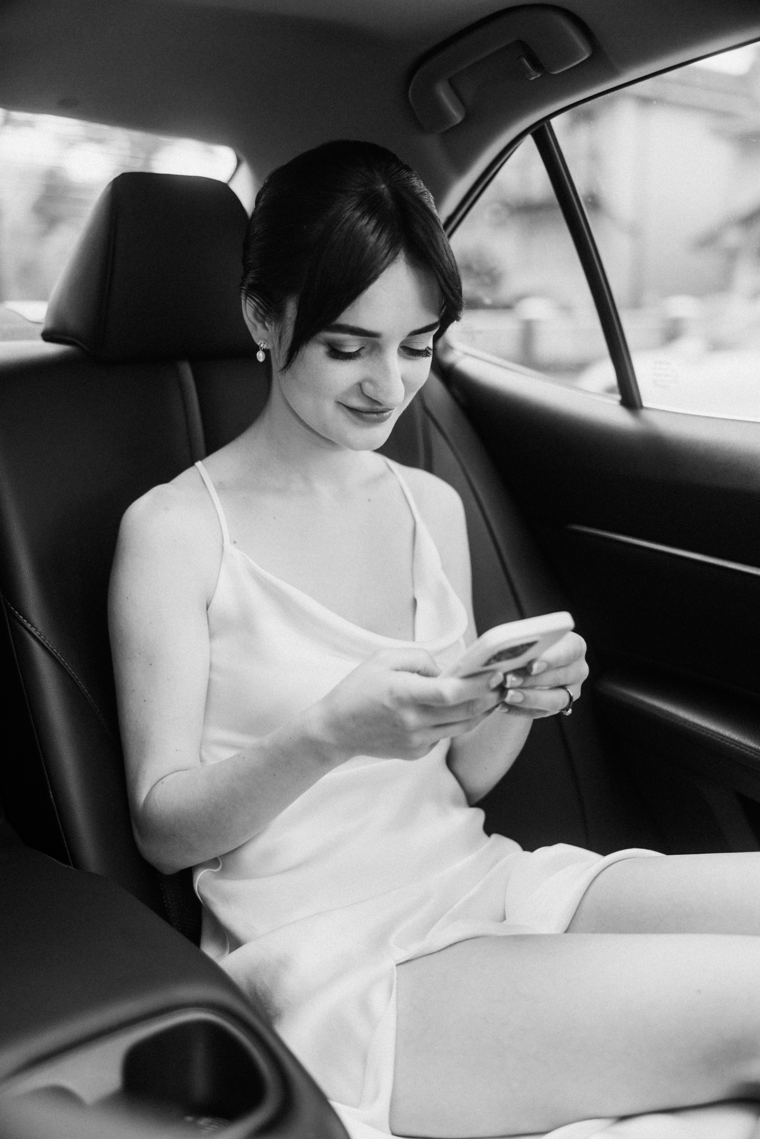 Sky-High Love: Stunning Vancouver Mountain Wedding Shoot by Helicopter. Ivan Skufinsky — wedding and family photographer in Vancouver