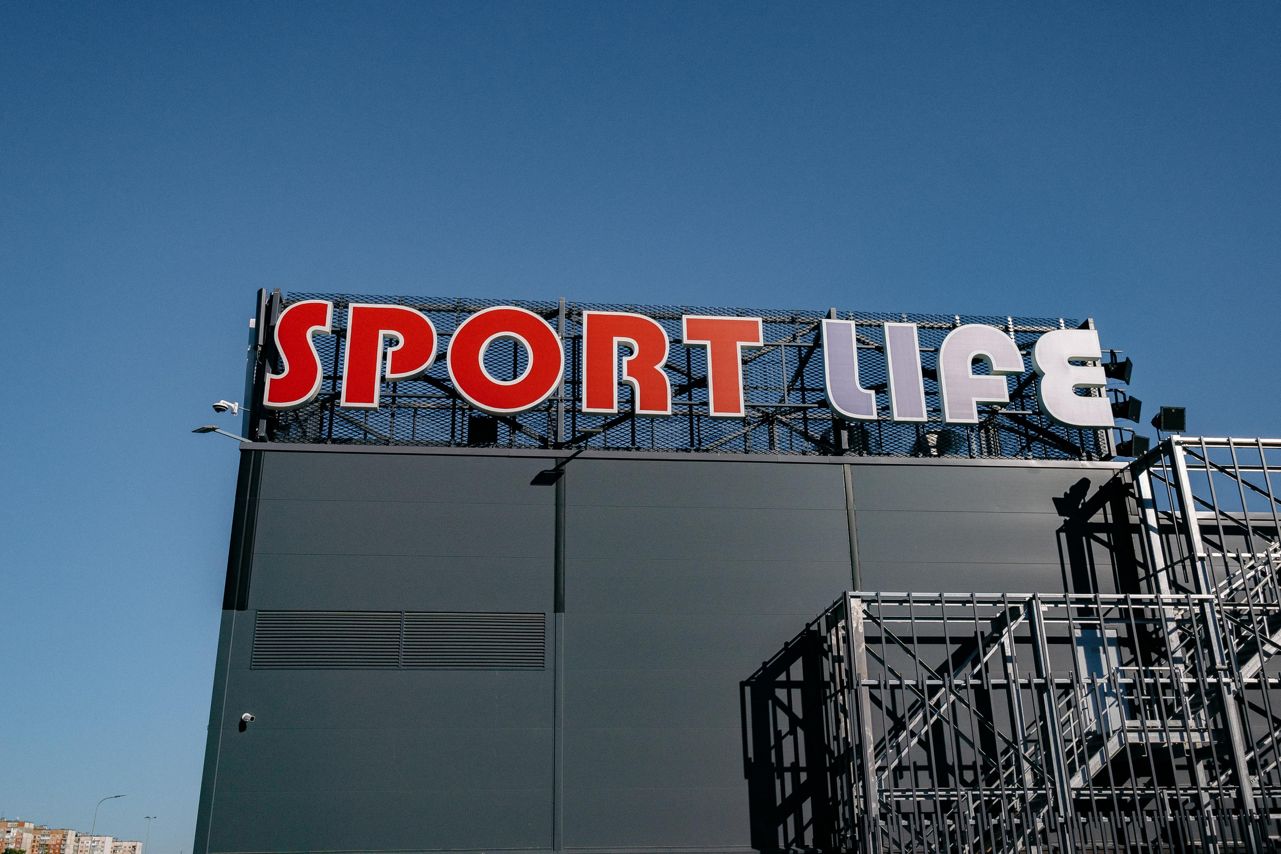 EXTERIER RETROVILLE. Ivan Skufinsky — wedding and family photographer in Vancouver