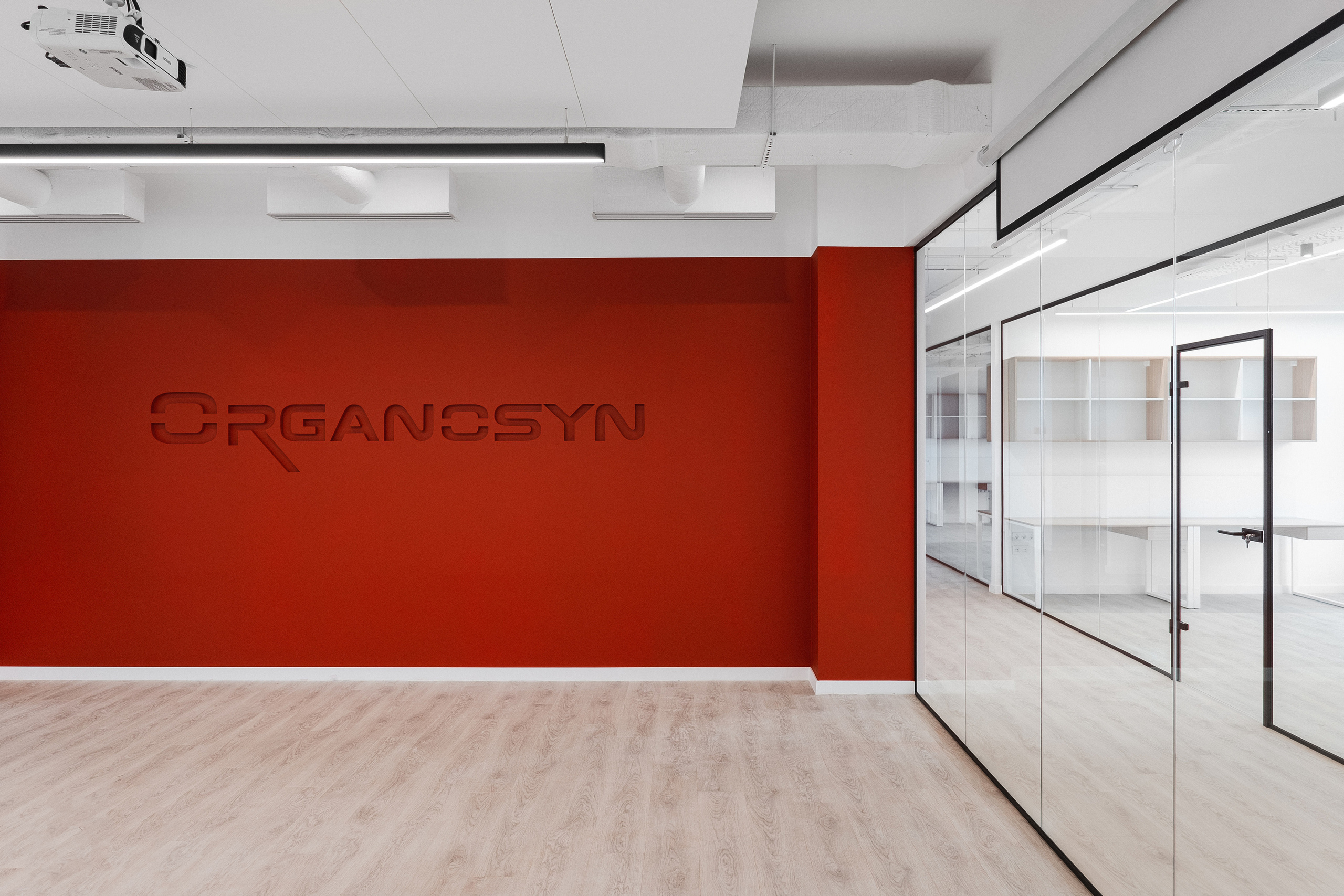 BC FORUM ORGANOSYN. Ivan Skufinsky — wedding and family photographer in Vancouver