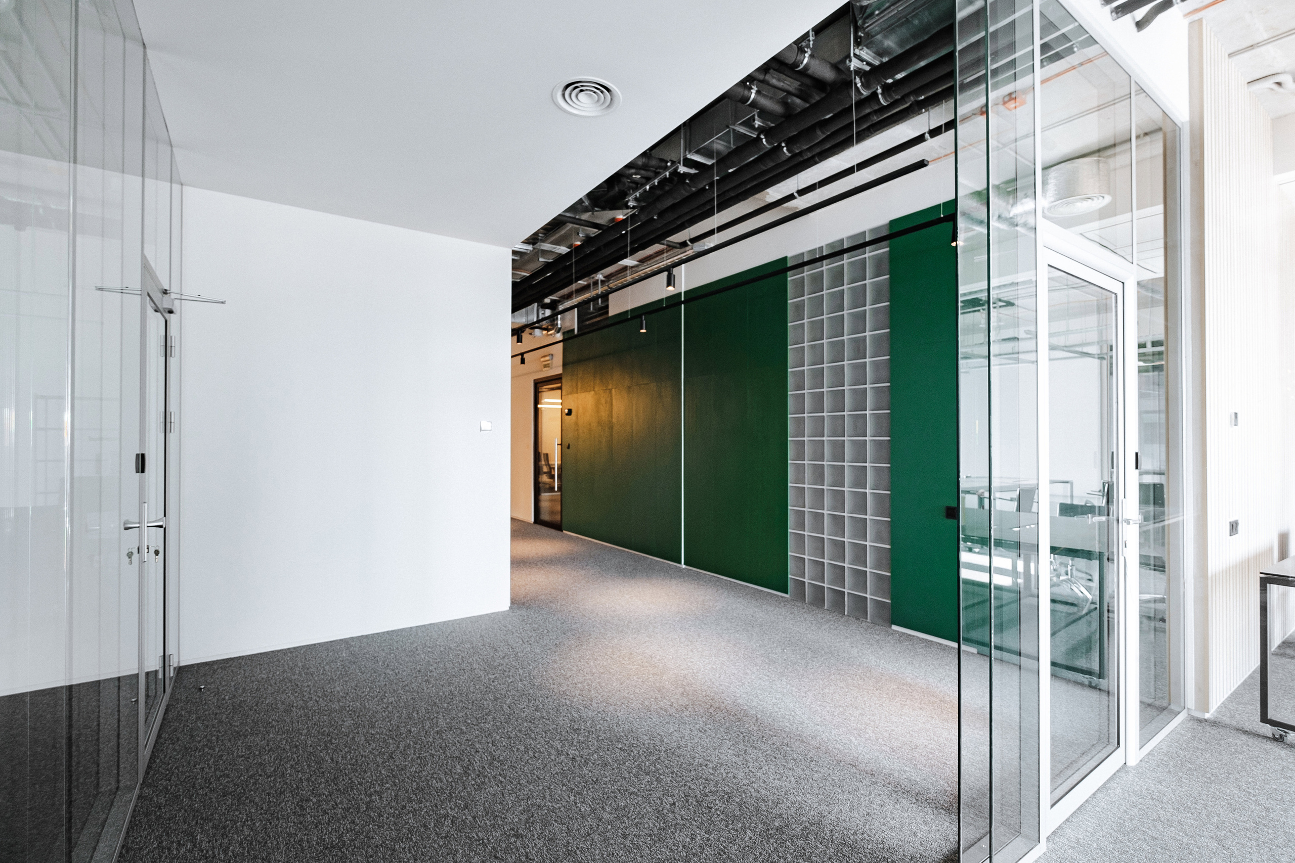 коридор офиса