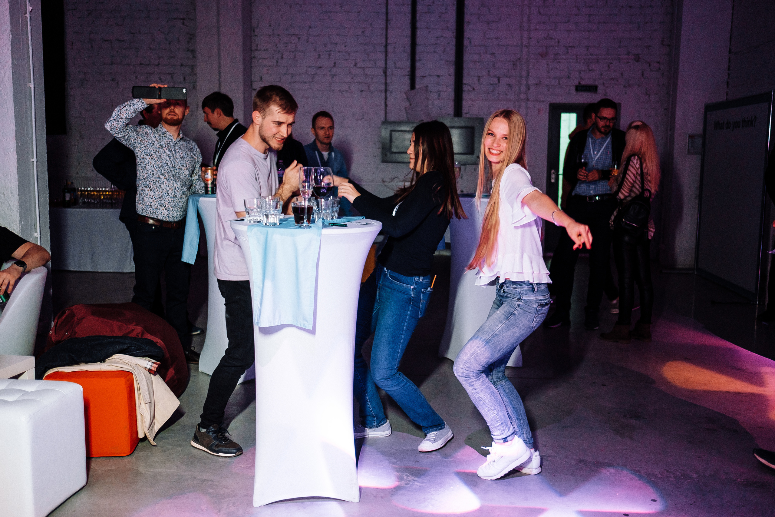 ZEO Alliance 24.10.19 party. Ivan Skufinsky — wedding and family photographer in Vancouver