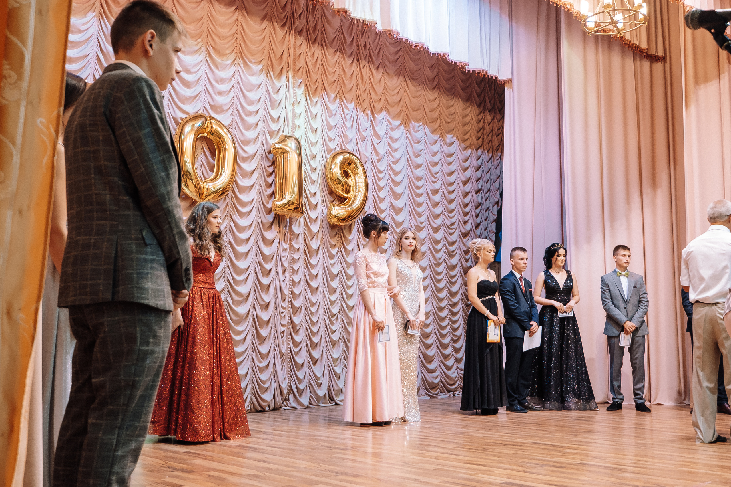 Выпускной школа номер 3. Хмельник. Ivan Skufinsky — wedding and family photographer in Vancouver