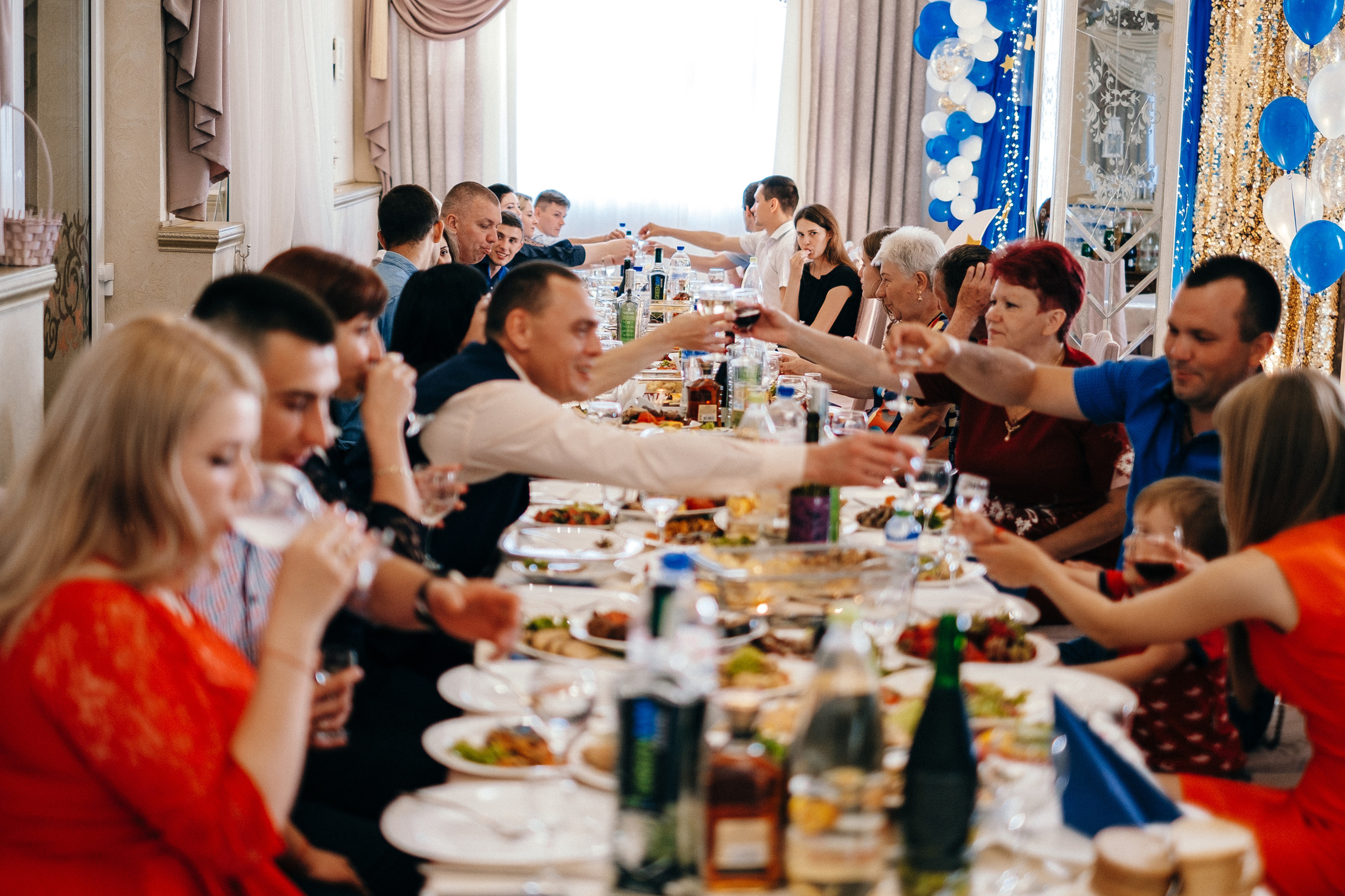 День Рождения Илюшка ресторан Лесной. Ivan Skufinsky — wedding and family photographer in Vancouver