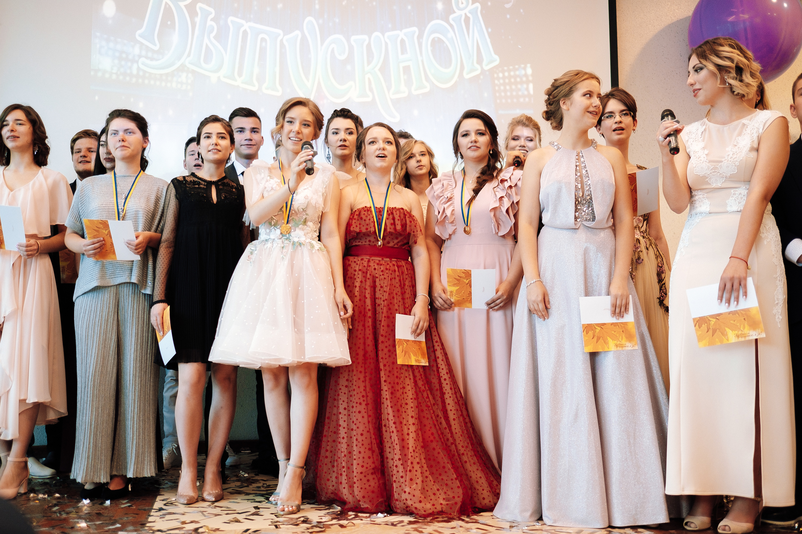 Выпускной 153 Гимназия. Ivan Skufinsky — wedding and family photographer in Vancouver