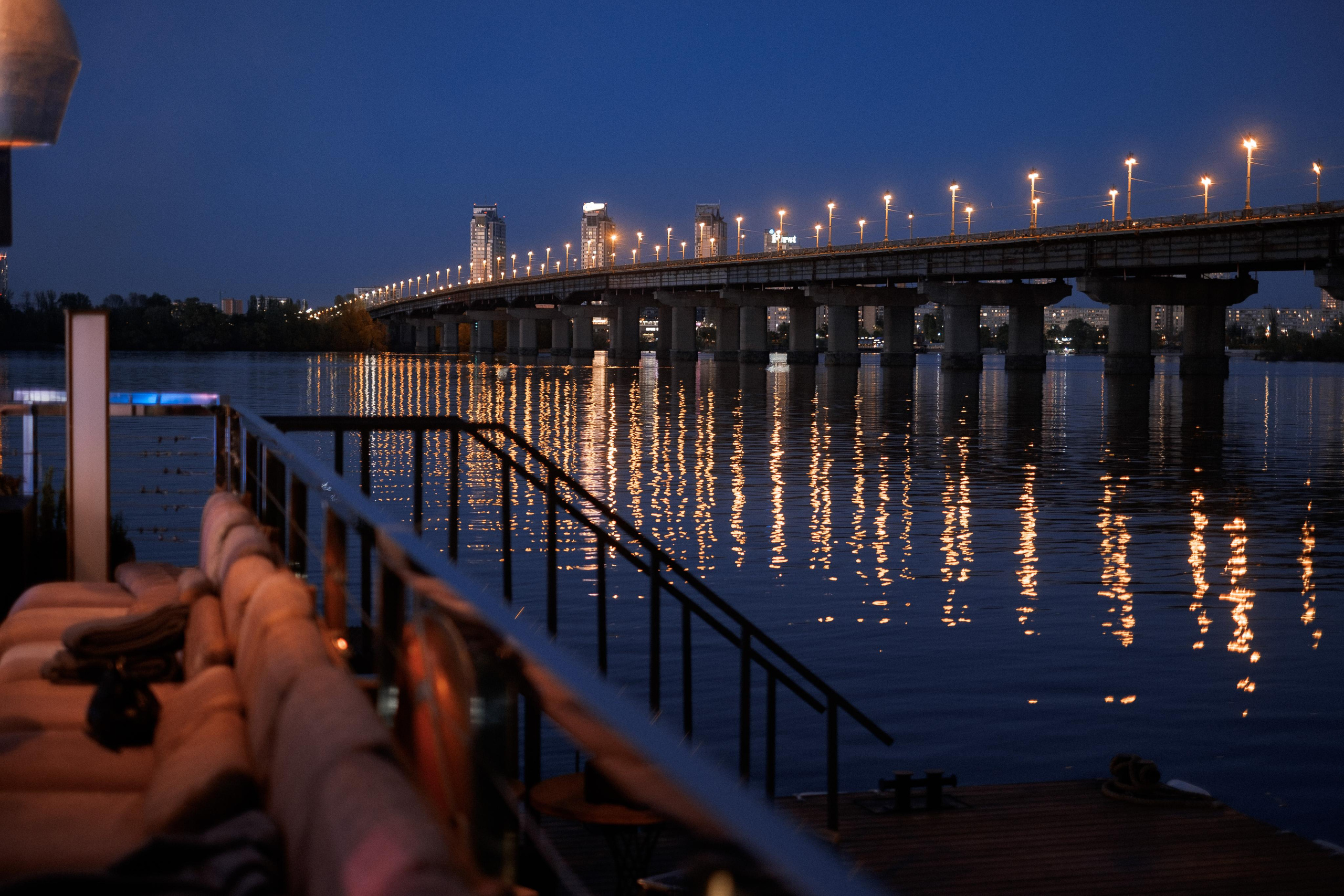 Wedding photographer in Vancouver BC. Весільний фотограф у Ванкувер. Ivan Skufinsky — wedding and family photographer in Vancouver