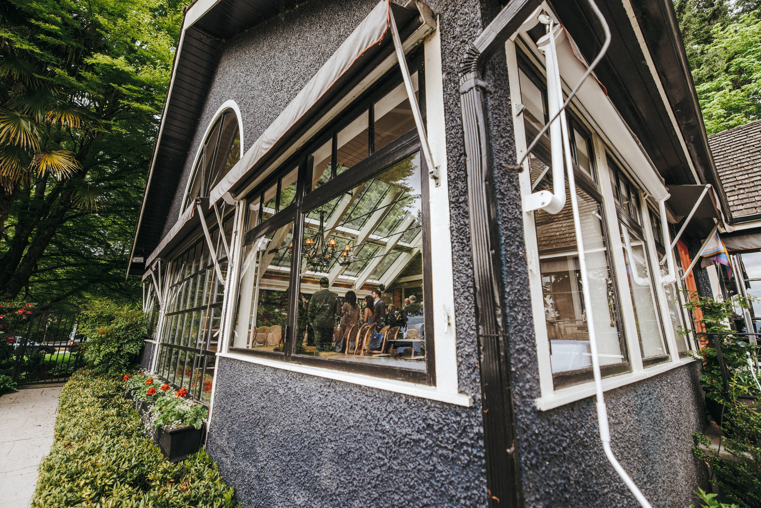 Cade & Susanne — The Teahouse in Stanley Park | Photography by Ivan Skufinsky. Ivan Skufinsky — wedding and family photographer in Vancouver