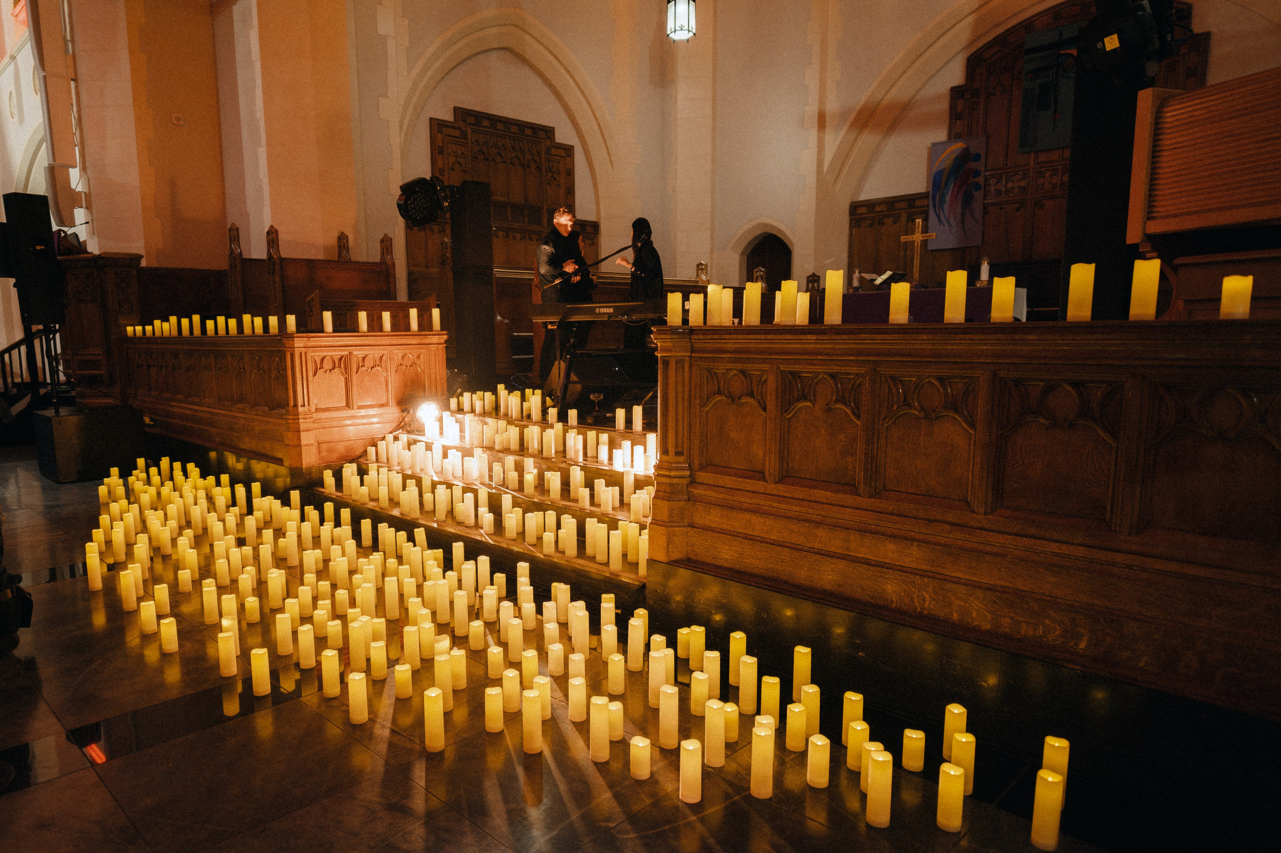 Live concert photography from Vivienne Mort in Vancouver 2025. Ivan Skufinsky — wedding and family photographer in Vancouver