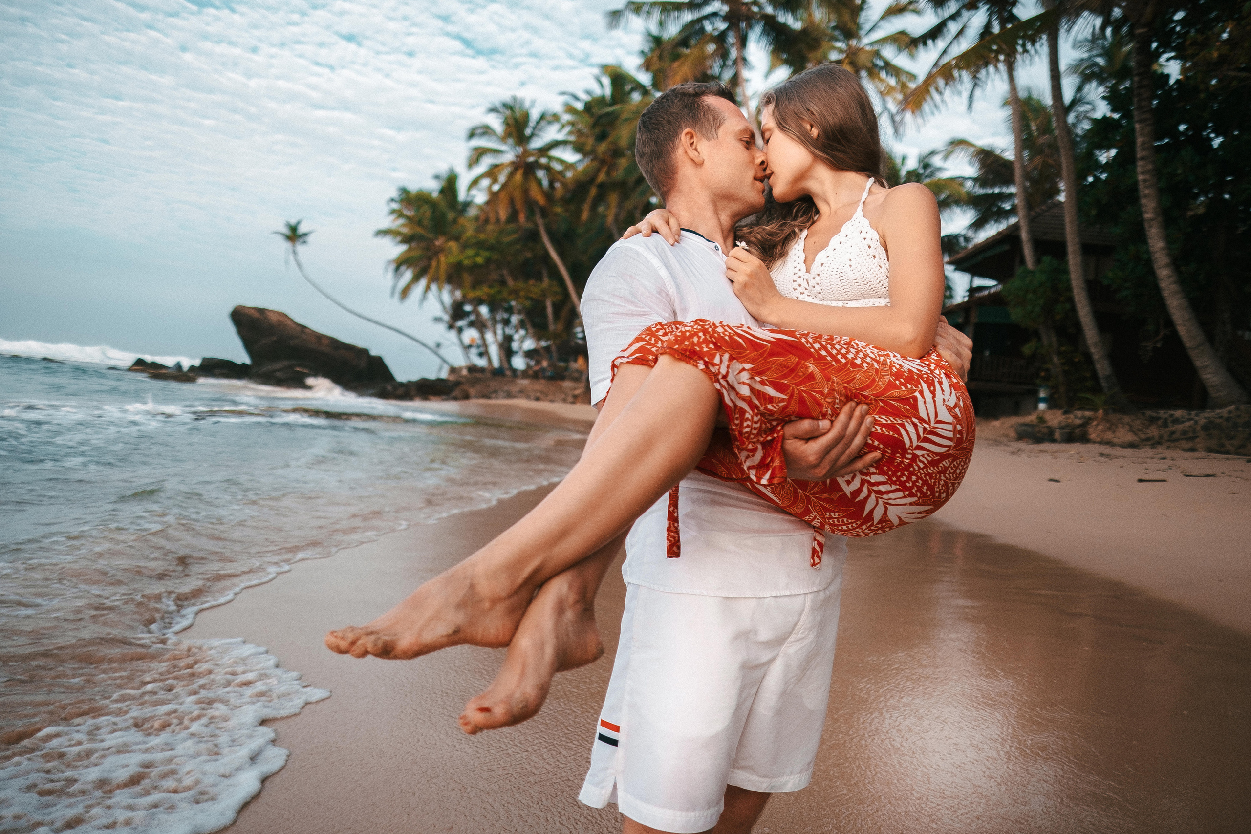 Gena+Katya+Liza Dalavella beach. Ivan Skufinsky — wedding and family photographer in Vancouver