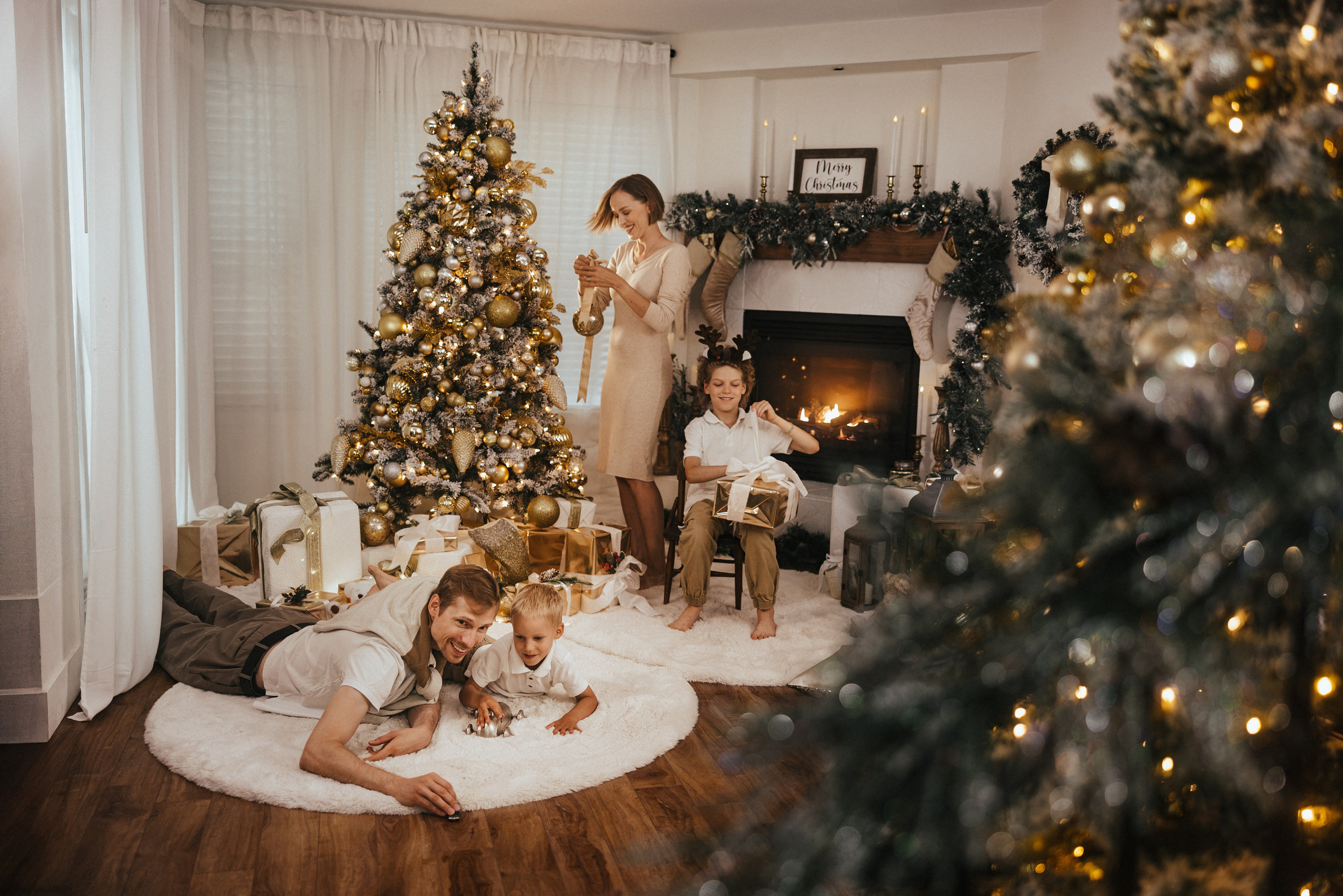Christmas photo shoot 2025. Ivan Skufinsky — wedding and family photographer in Vancouver