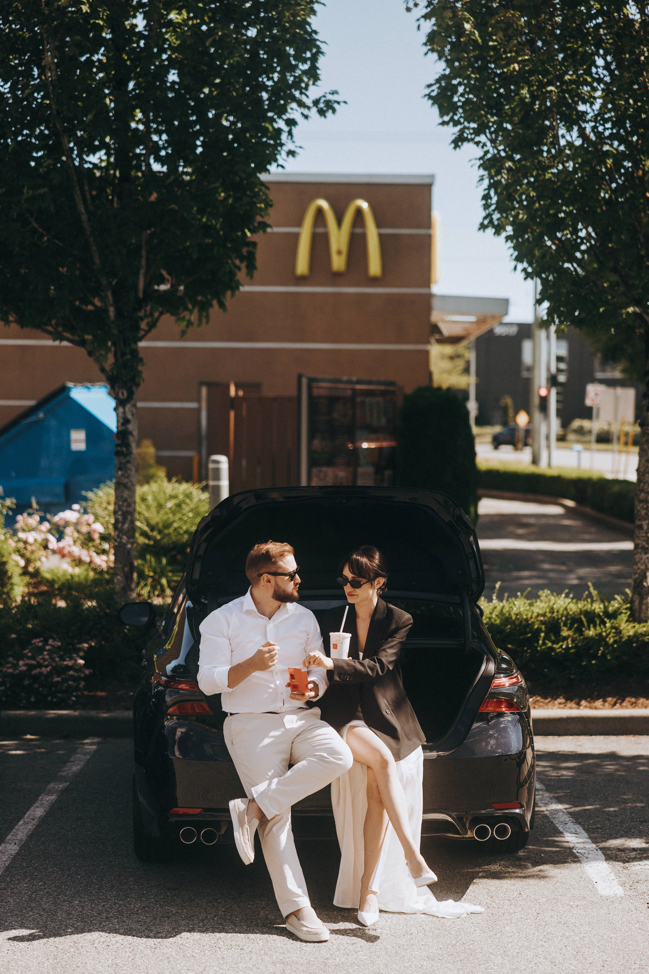 Sky-High Love: Stunning Vancouver Mountain Wedding Shoot by Helicopter. Ivan Skufinsky — wedding and family photographer in Vancouver