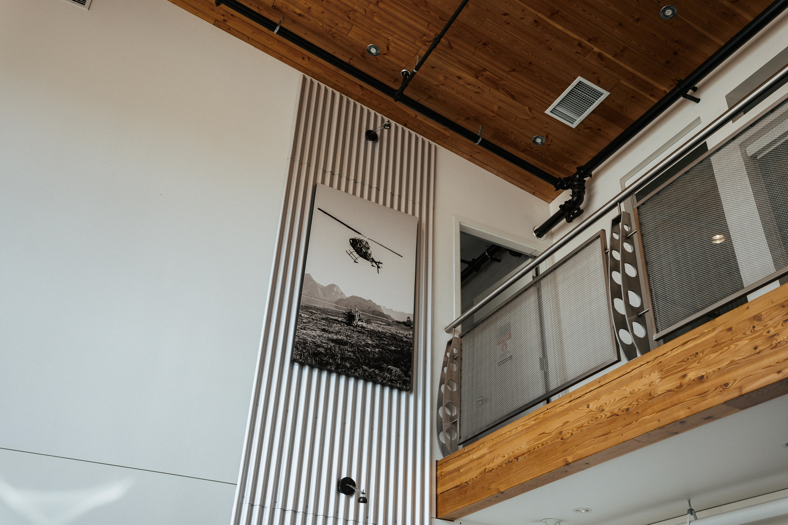 Sky-High Love: Stunning Vancouver Mountain Wedding Shoot by Helicopter. Ivan Skufinsky — wedding and family photographer in Vancouver