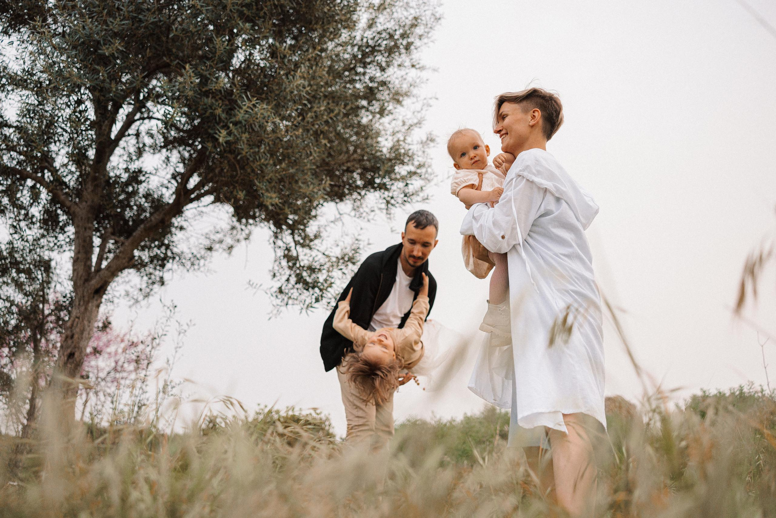 Семейная фотосессия в Ванкувере БС, Family photo session in Vancouver. Ivan Skufinsky — wedding and family photographer in Vancouver