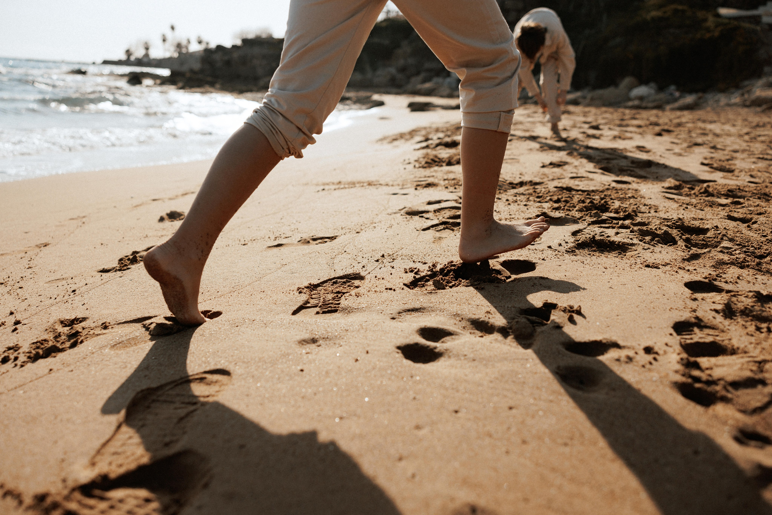 Family photo session on the beach in Vancouver BC Сanada. Twins. Ivan Skufinsky — wedding and family photographer in Vancouver