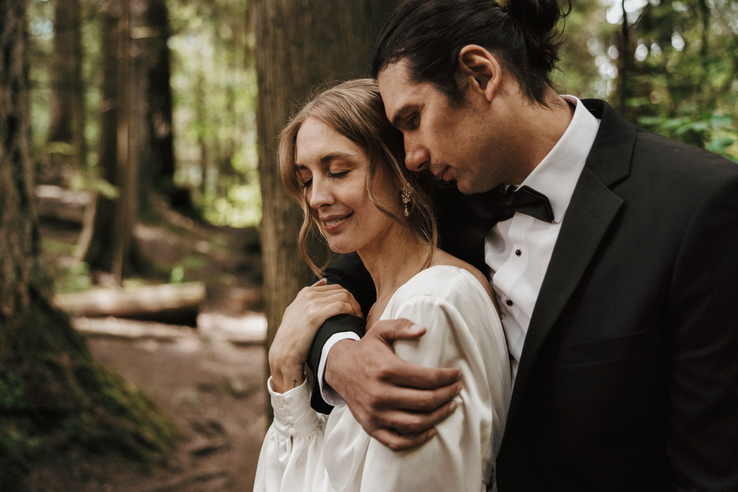 Michael & Caitlyn. Ivan Skufinsky — wedding and family photographer in Vancouver