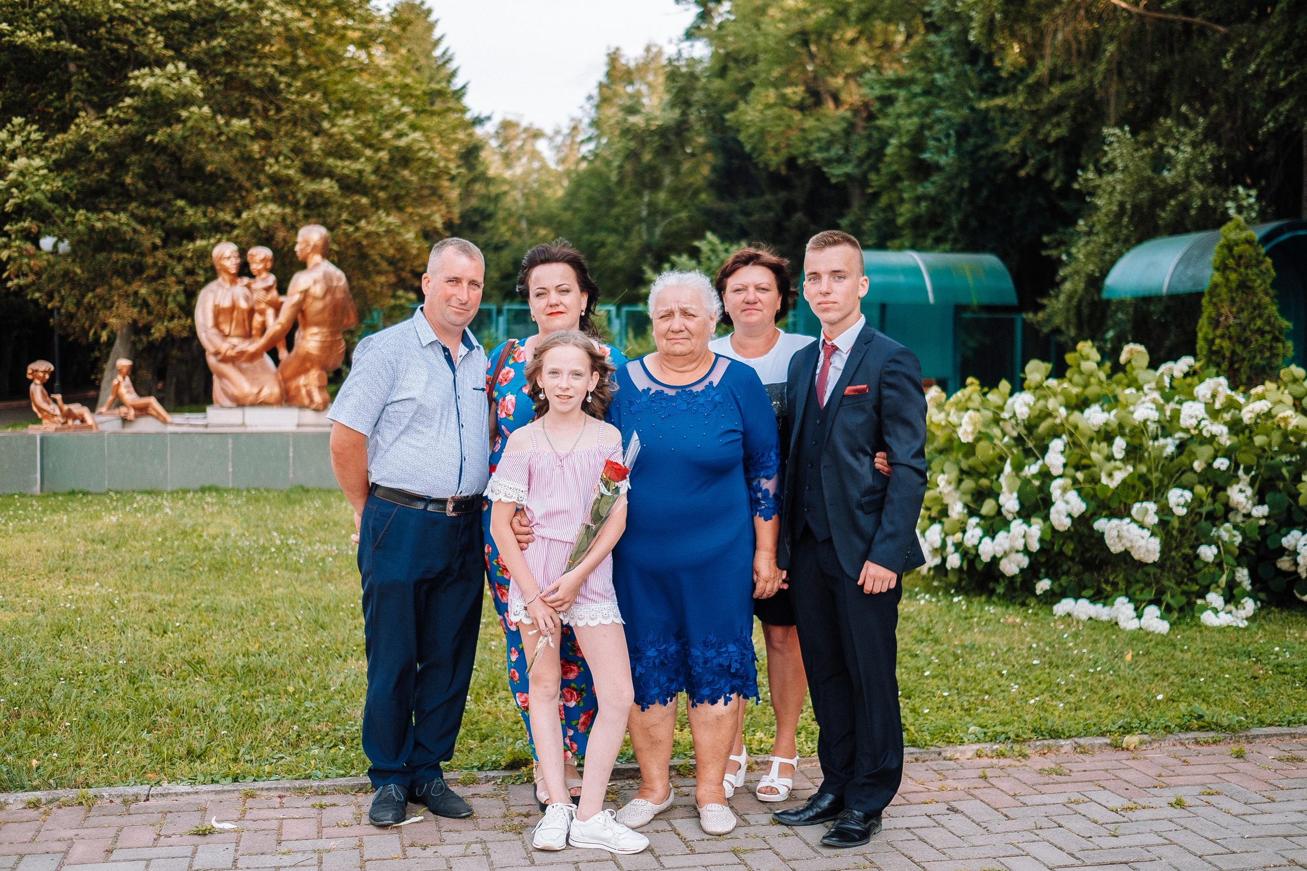 Выпускной школа номер 3. Хмельник. Ivan Skufinsky — wedding and family photographer in Vancouver