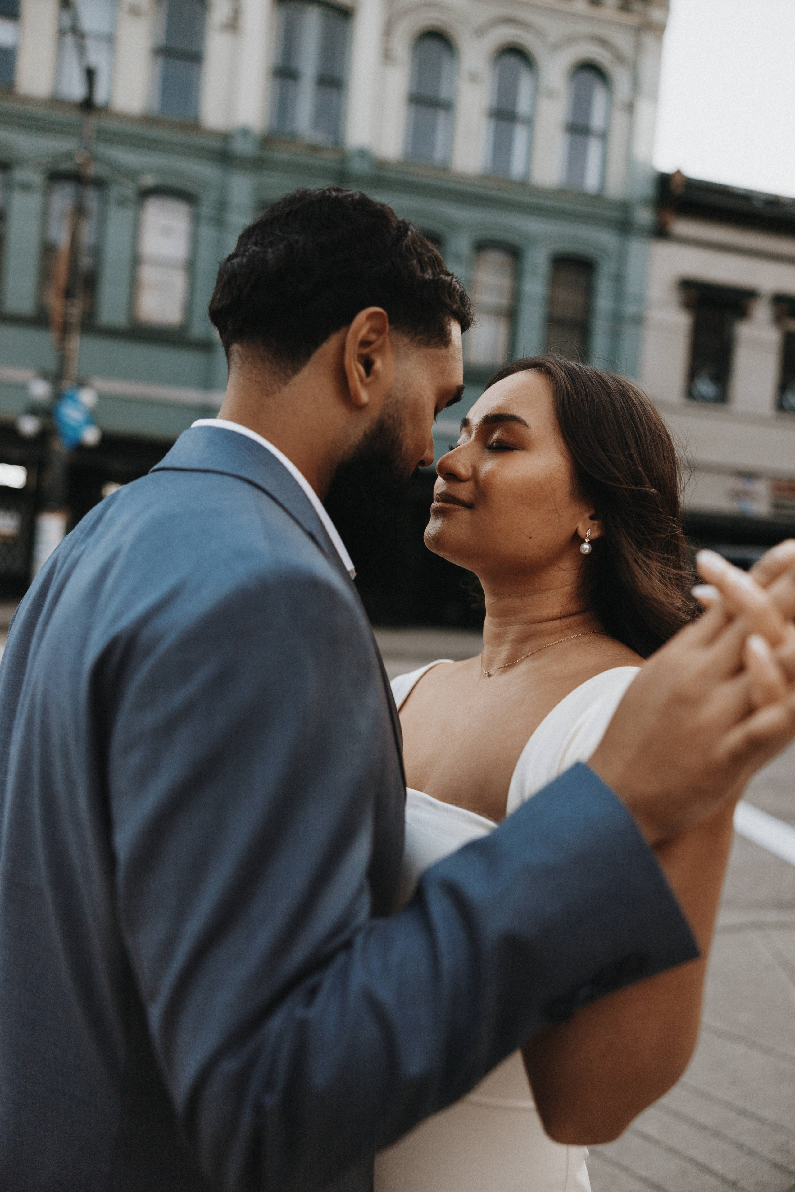 Engagement photographer vancouver. Ivan Skufinsky — wedding and family photographer in Vancouver