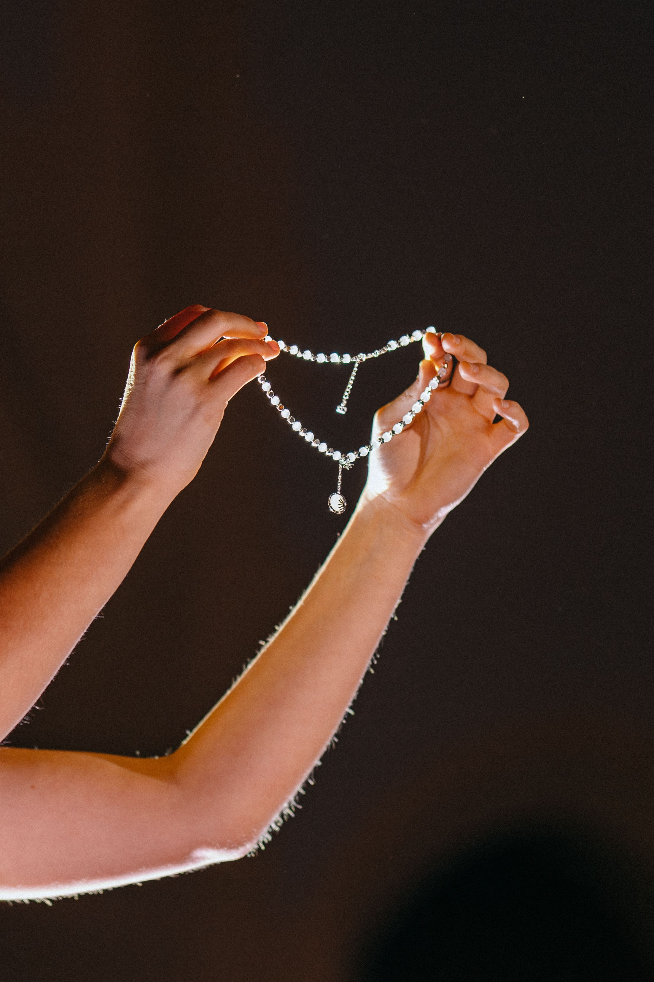 Live concert photography from Vivienne Mort in Vancouver 2025. Ivan Skufinsky — wedding and family photographer in Vancouver