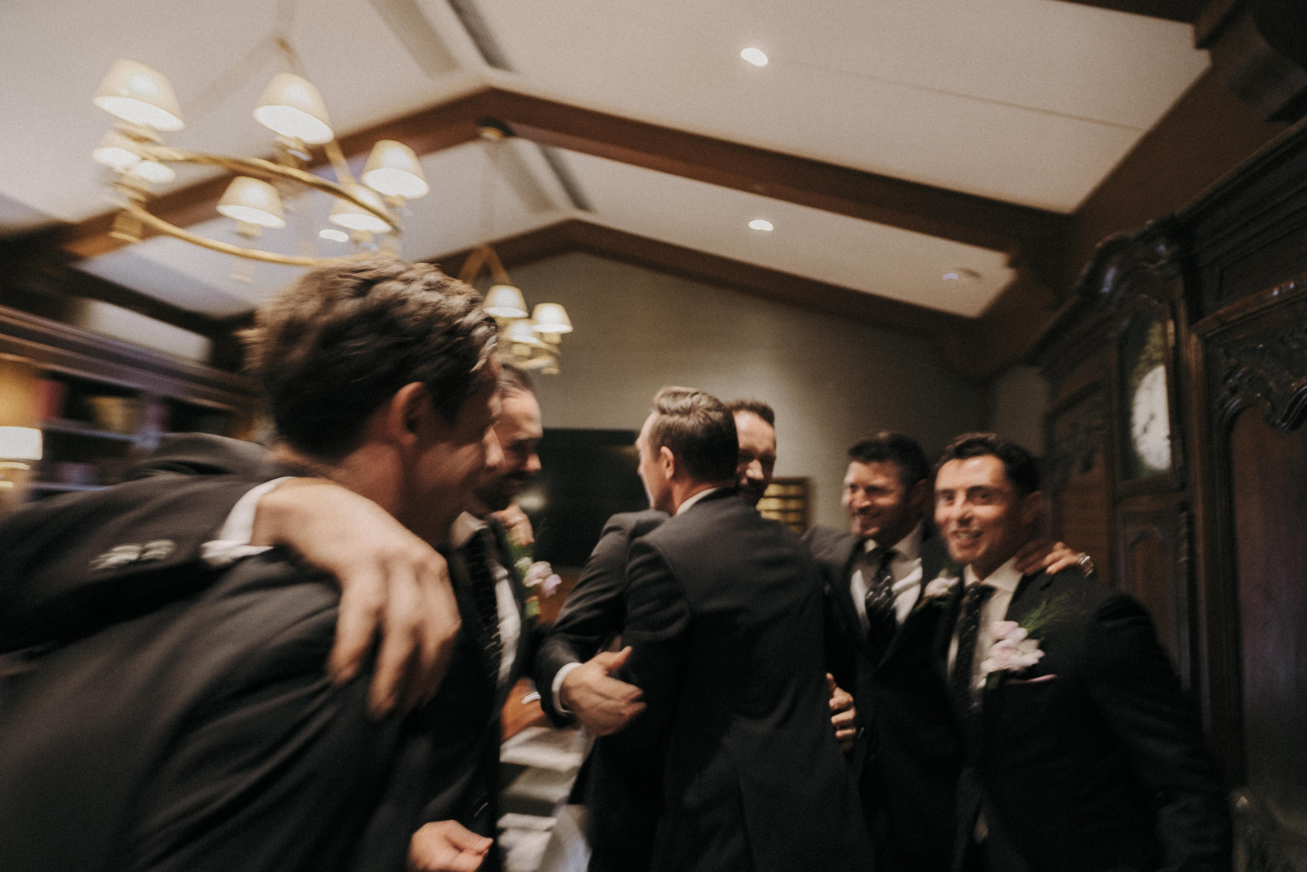 WeddingStory in Vancouver Club. Ivan Skufinsky — wedding and family photographer in Vancouver