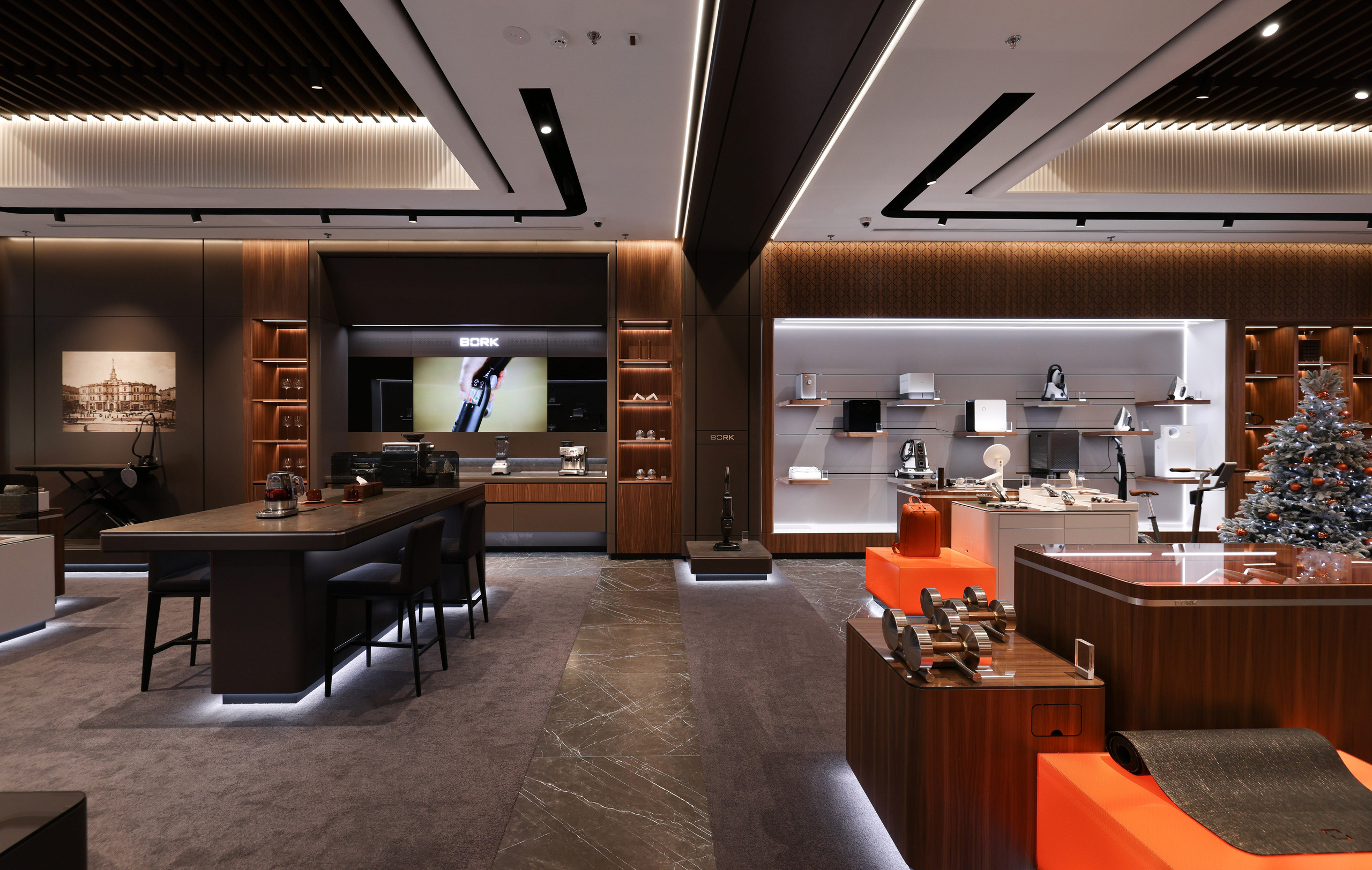 Интерьерный фотограф. Showroom Bork. Ivan Skufinsky — wedding and family photographer in Vancouver