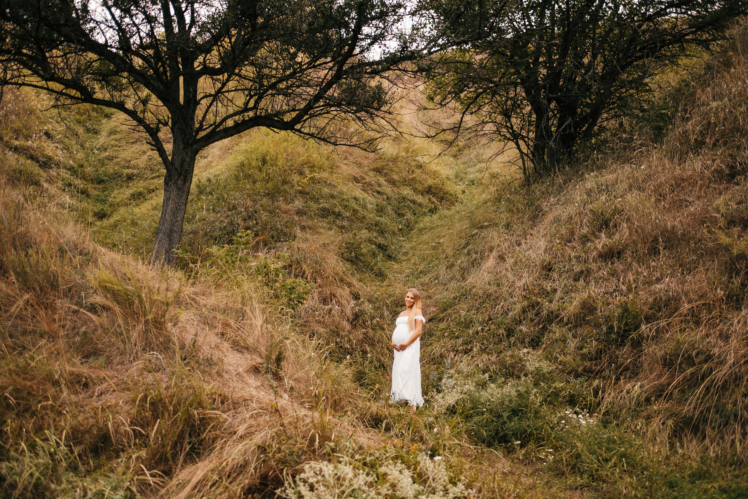 Pasha+Katya pregnancy photo shoot. Ivan Skufinsky — wedding and family photographer in Vancouver