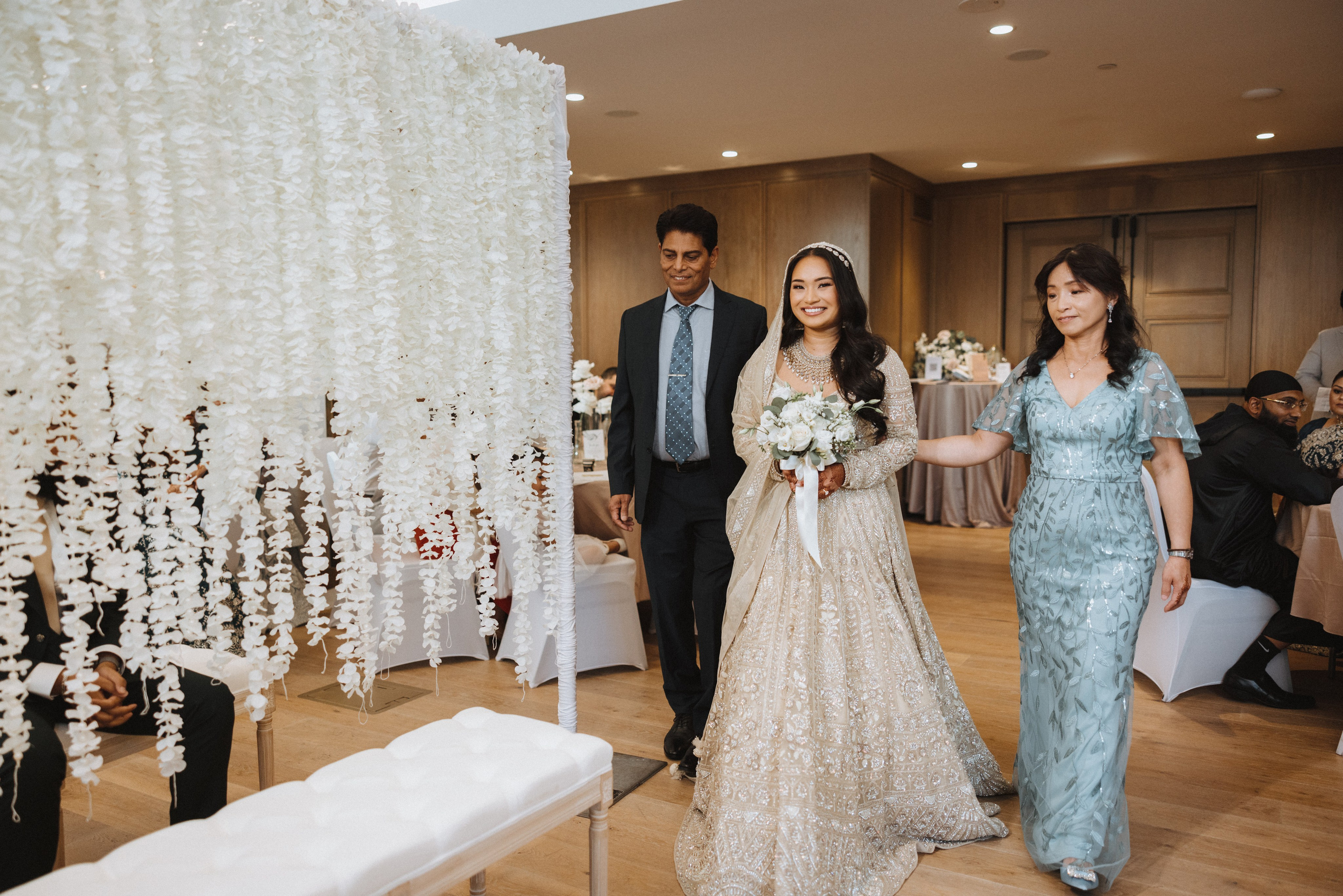 Kinza & Zubair. Ivan Skufinsky — wedding and family photographer in Vancouver