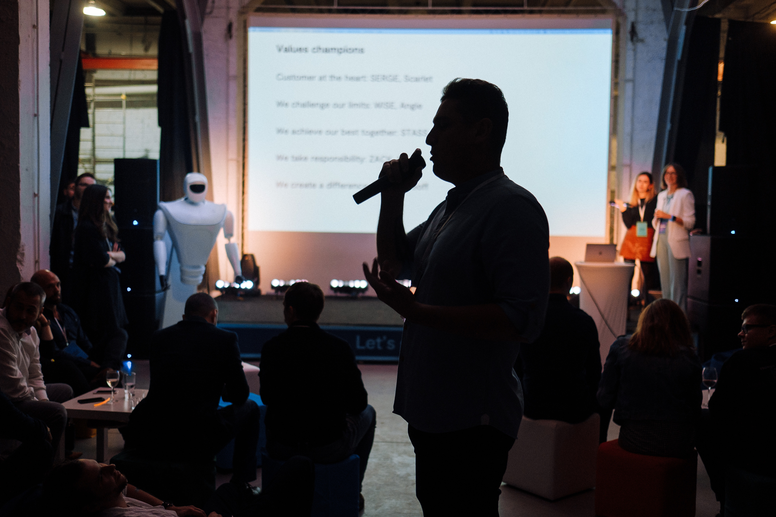 ZEO Alliance 24.10.19 party. Ivan Skufinsky — wedding and family photographer in Vancouver