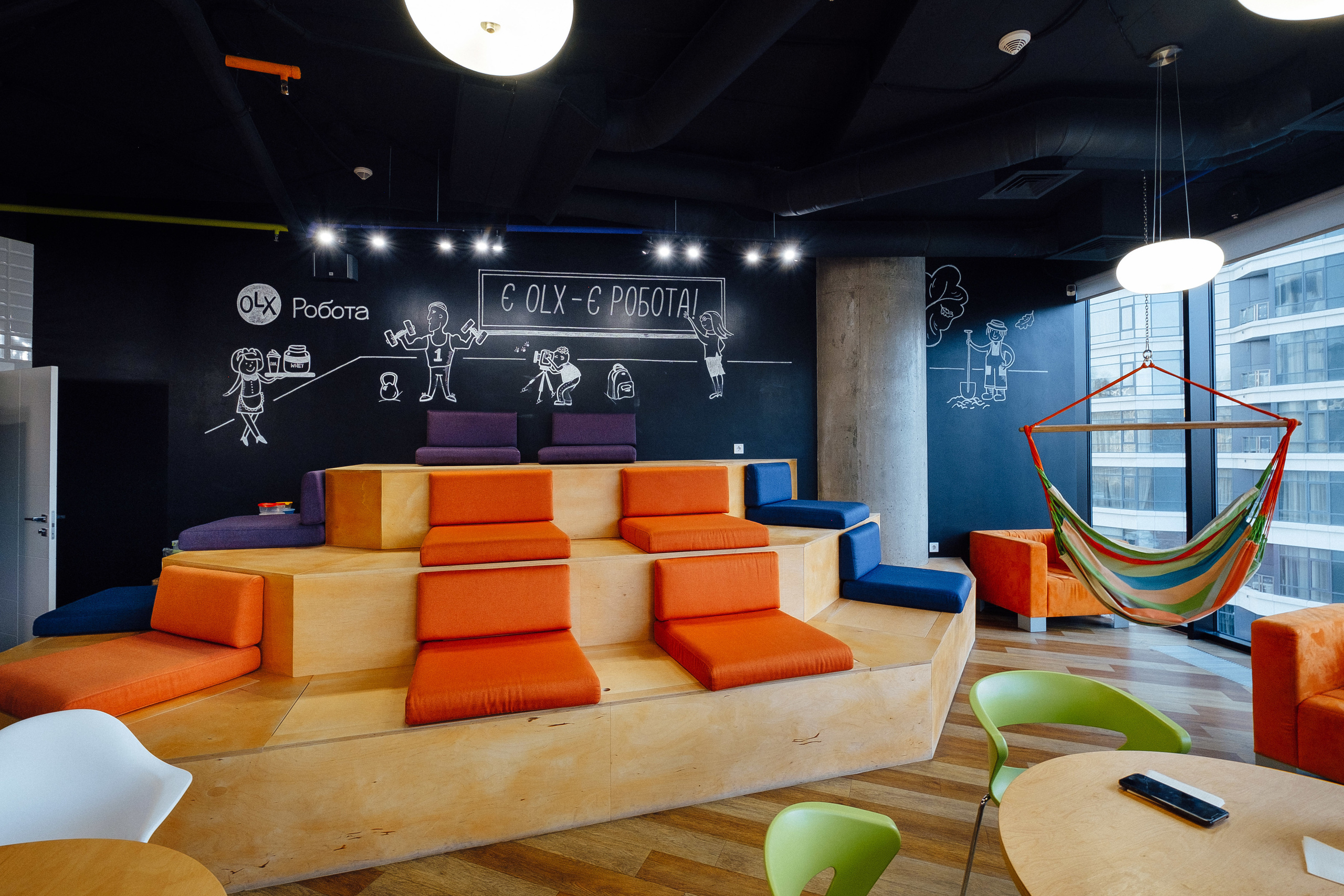 Фотоэкскурсия в компанию OLX. Ivan Skufinsky — wedding and family photographer in Vancouver