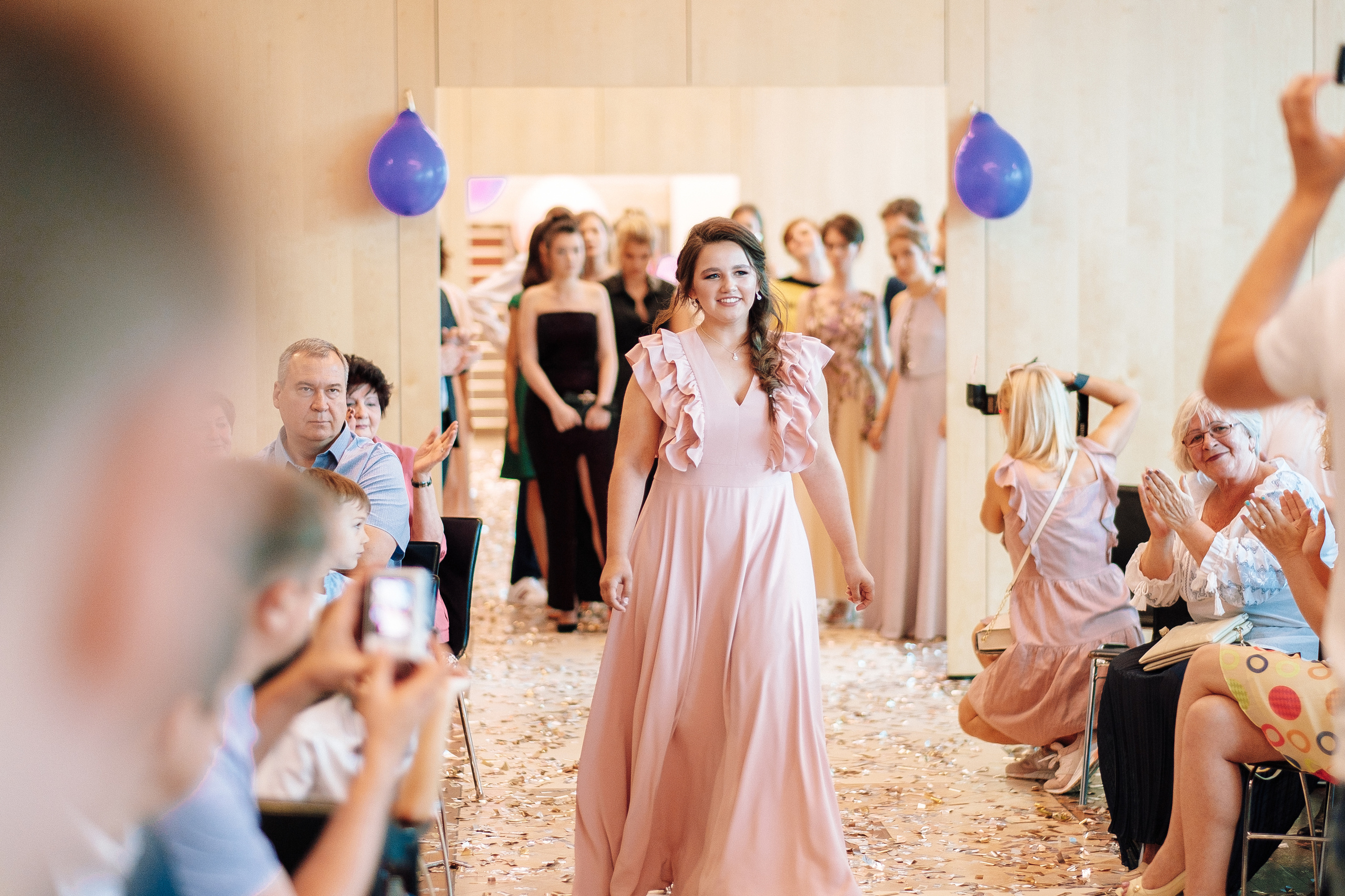 Выпускной 153 Гимназия. Ivan Skufinsky — wedding and family photographer in Vancouver