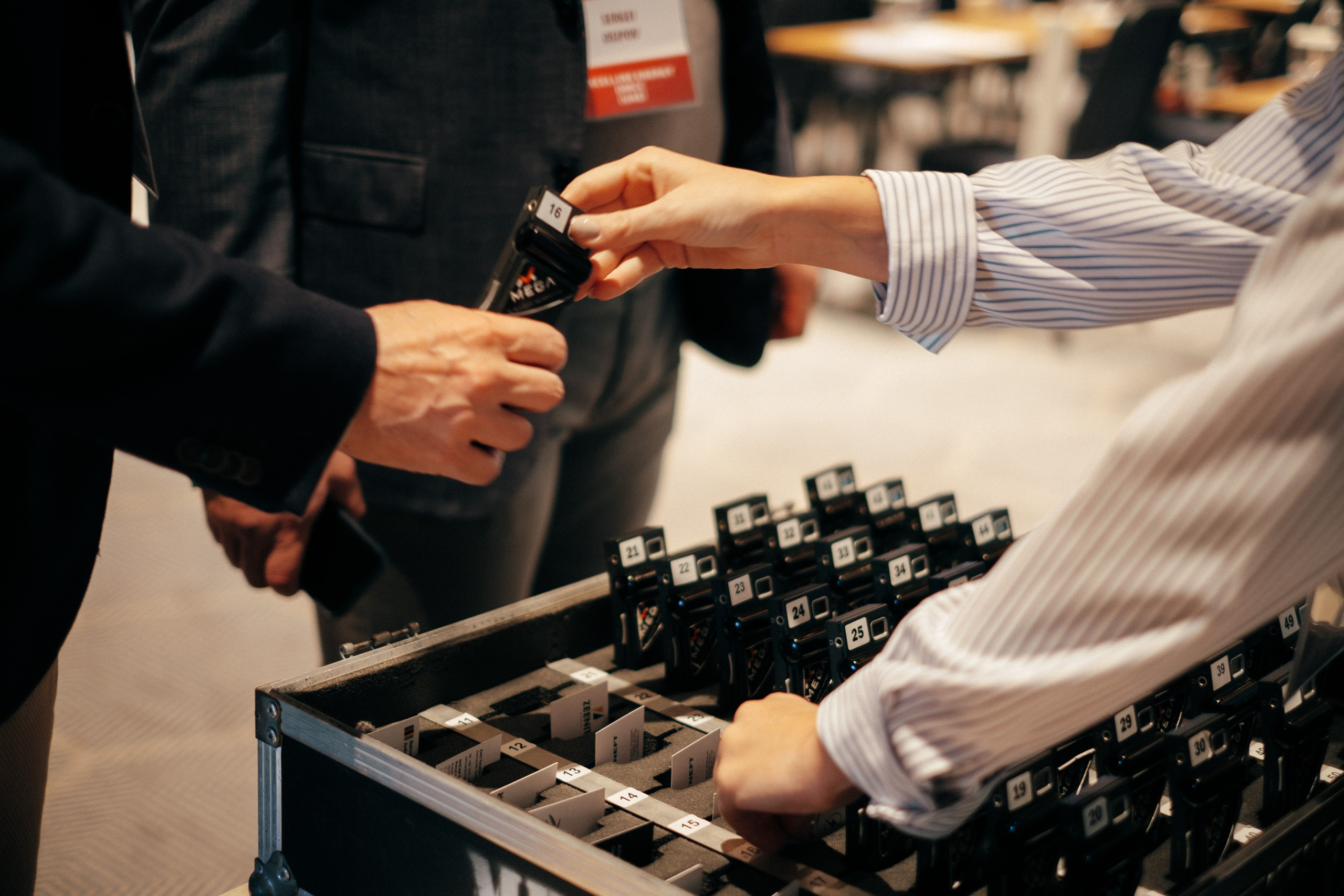 EXECUTIVE RETREAT Izmir Confidence Information Services. Ivan Skufinsky — wedding and family photographer in Vancouver