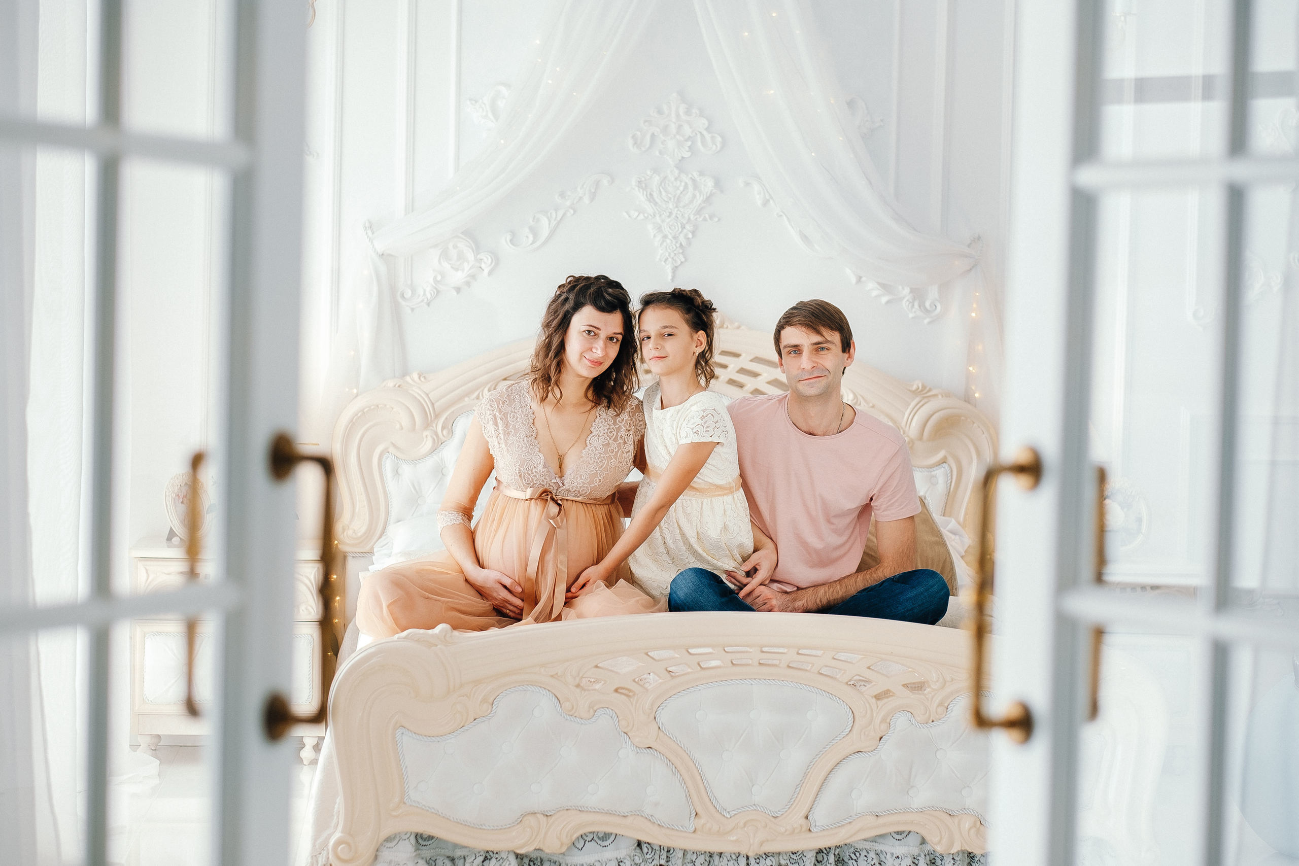 Фотосессия в фотостудии - беременность, семейная. Ivan Skufinsky — wedding and family photographer in Vancouver